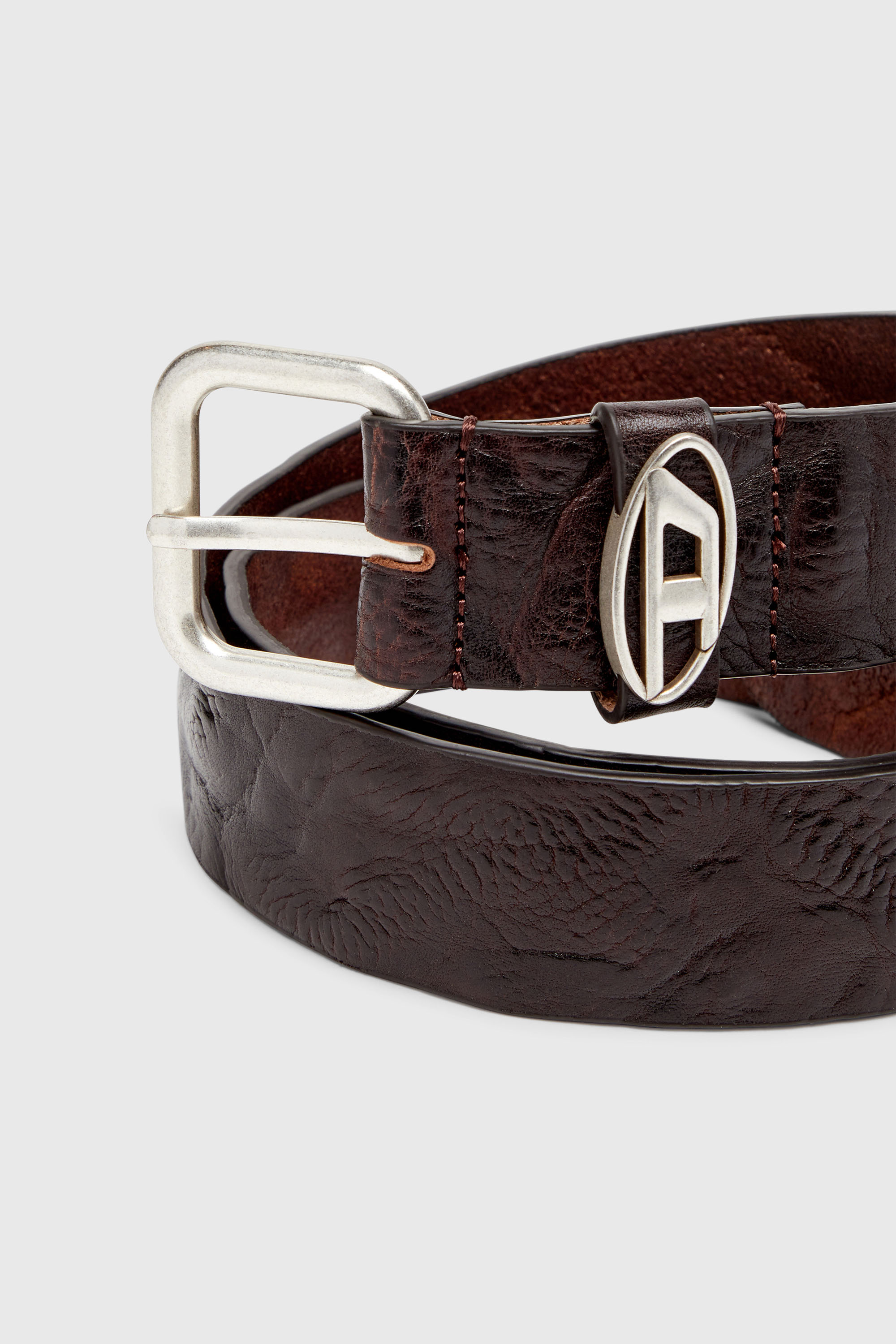 Diesel - B-1DR OVAL D LOOP, Ceinture 3.9 cm en cuir froiss&eacute; avec plaque &agrave; logo Mixte in Marron - 3