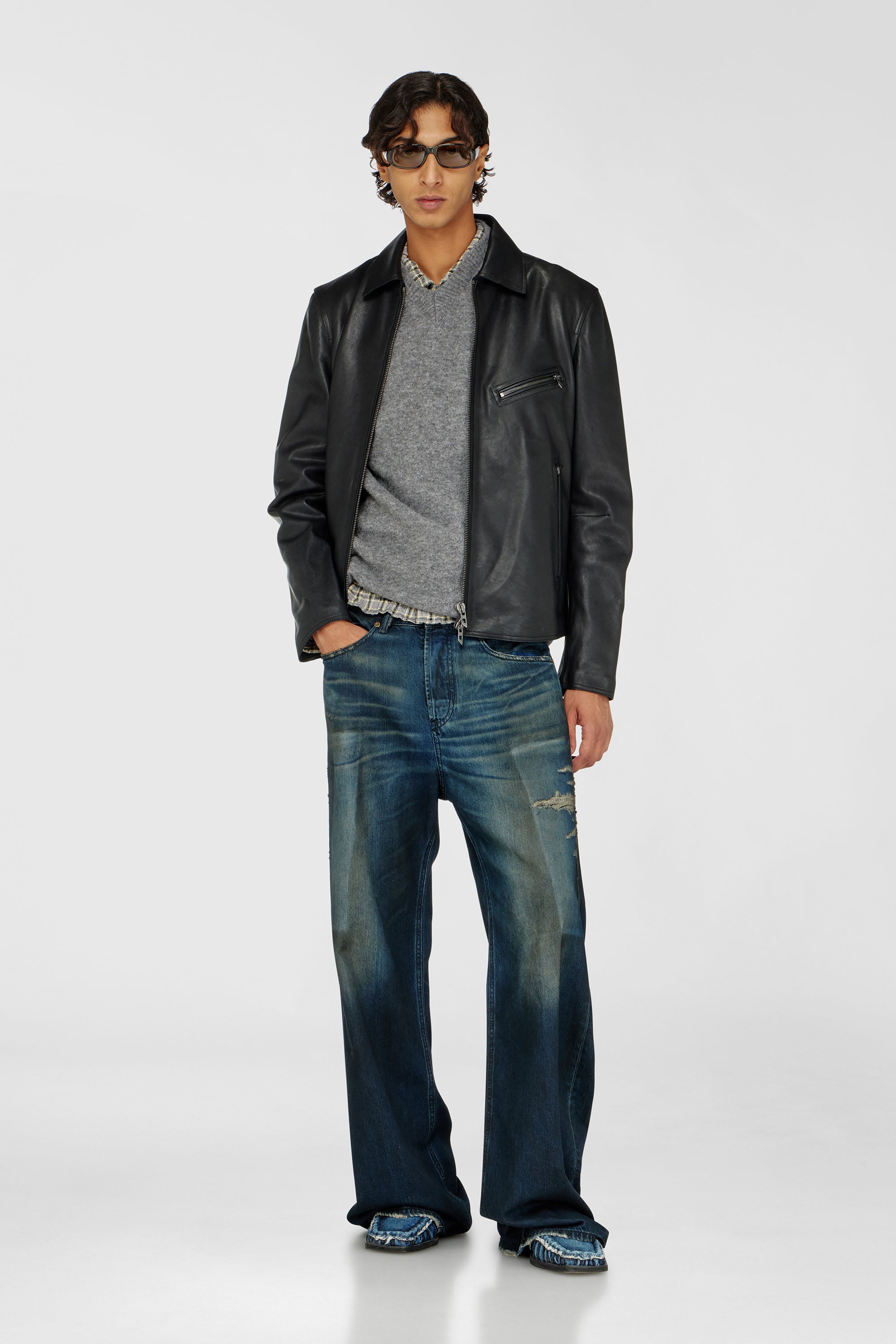 Diesel - L-KORN-A, Veste en cuir avec Oval D emboss&eacute; Homme in Noir - 2