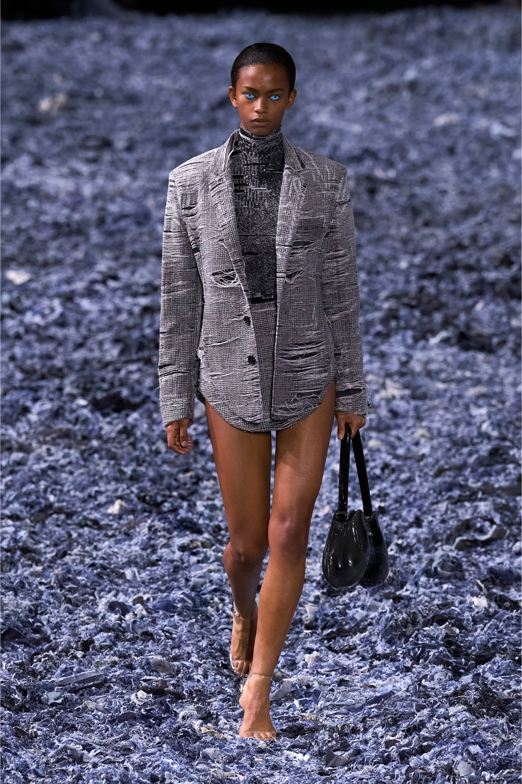 Diesel - DOUBLE-D SHOULDER, Double-D-Sac épaule rigide en PU brillant dégradé Femme in Noir - 6