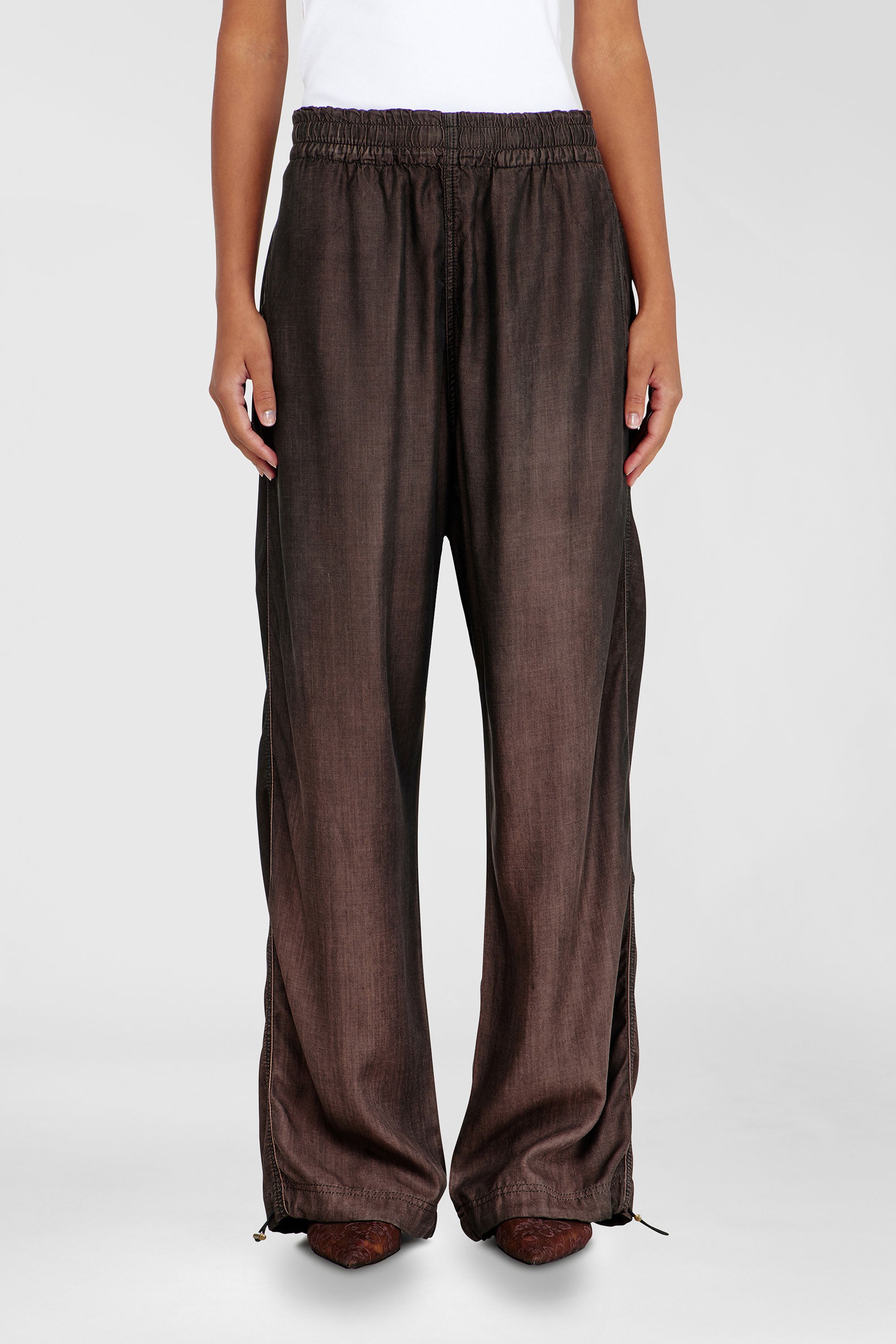 Diesel - Relaxed Jeans D-Roder 068YF Mixte, Marron Fonc&eacute; - Image 2