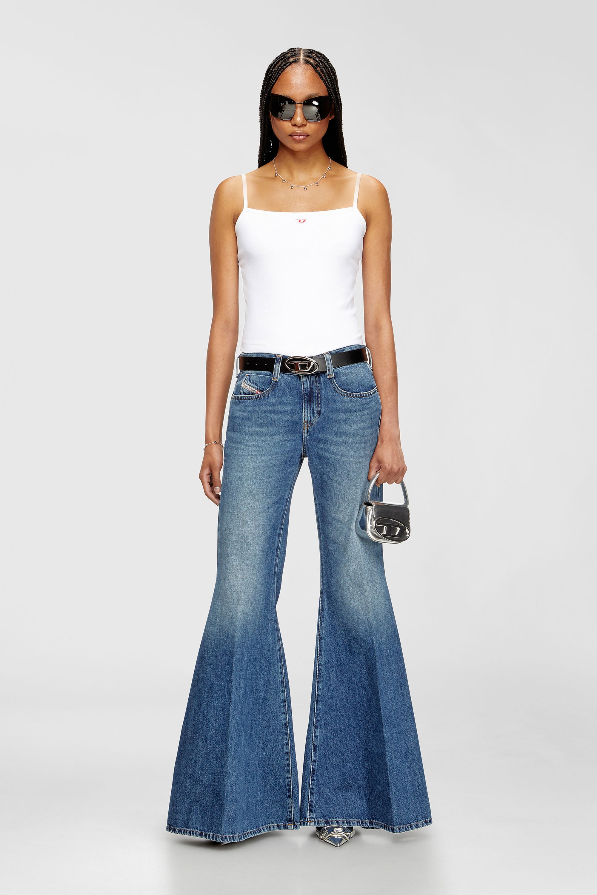 Diesel - Flare Jeans 1970 D-Bleess 09M56 Femme, Bleu moyen - Image 1