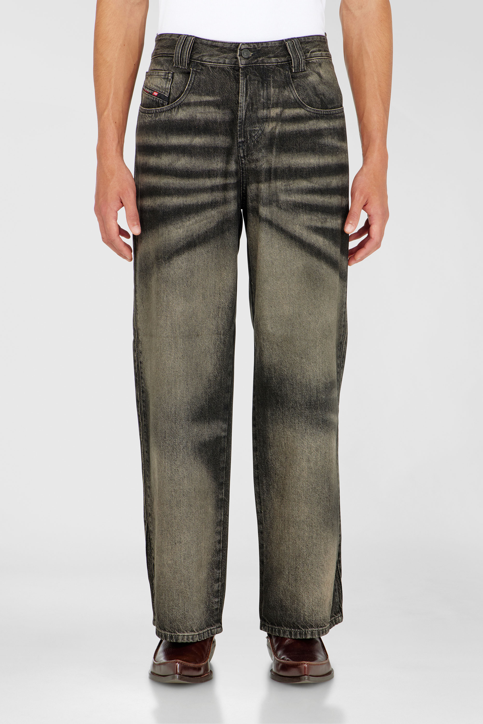Diesel - Relaxed Jeans 1982 D-Hakou 09R33 Mixte, Noir/Gris fonc&eacute; - Image 1
