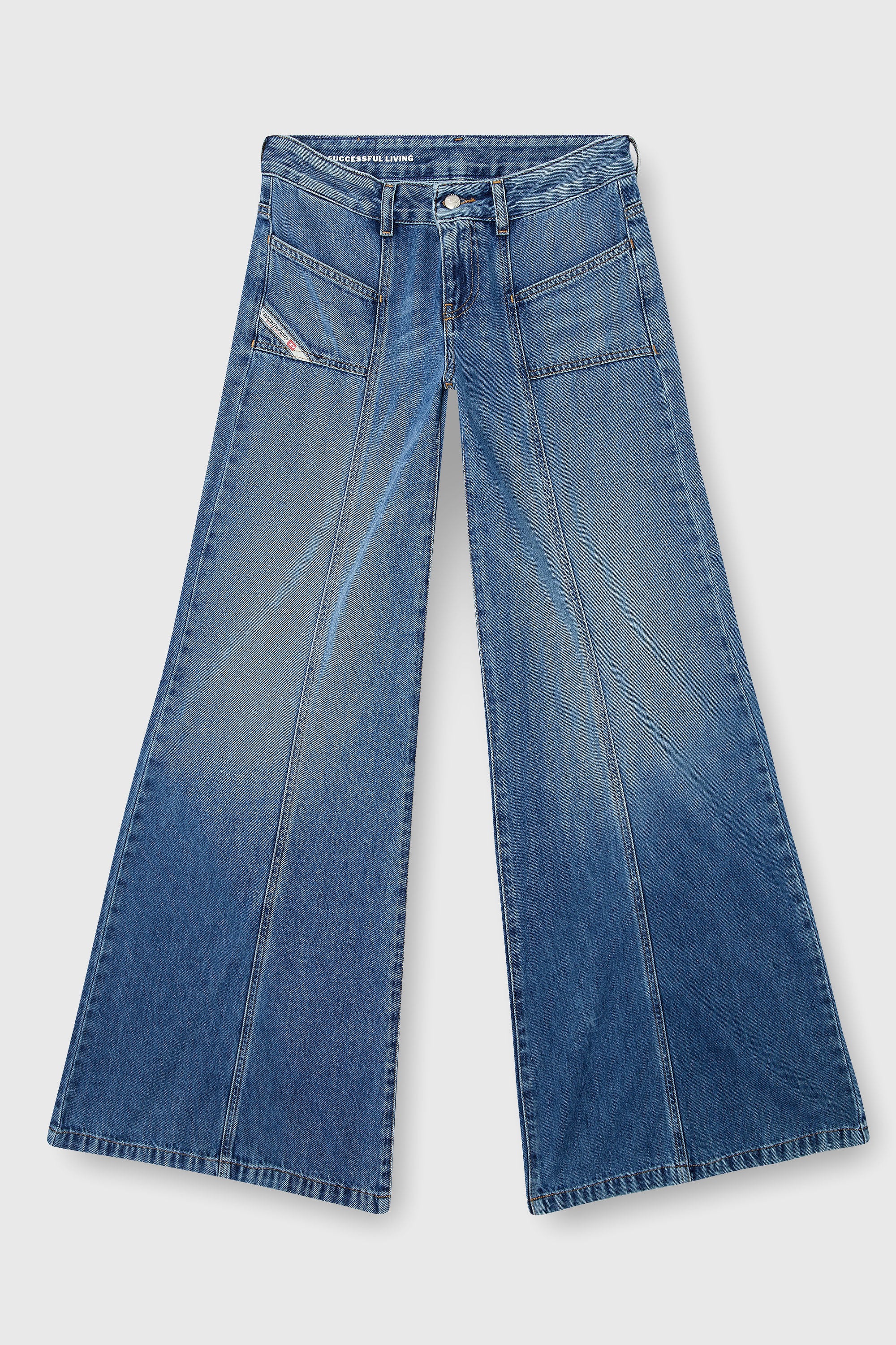 Diesel - Flare Jeans D-Akii 09M56 Femme, Bleu moyen - Image 2