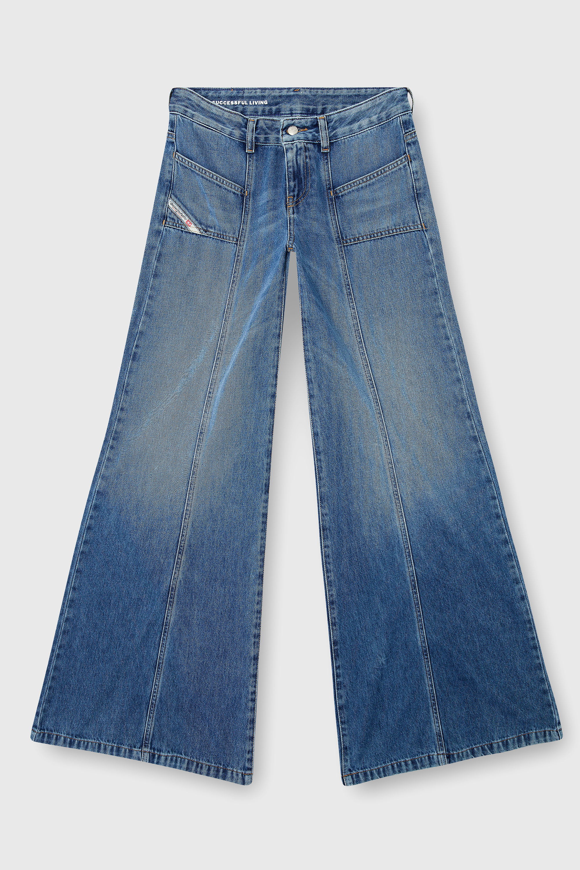 Diesel - Flare Jeans D-Akii 09M56 Femme, Bleu moyen - Image 4