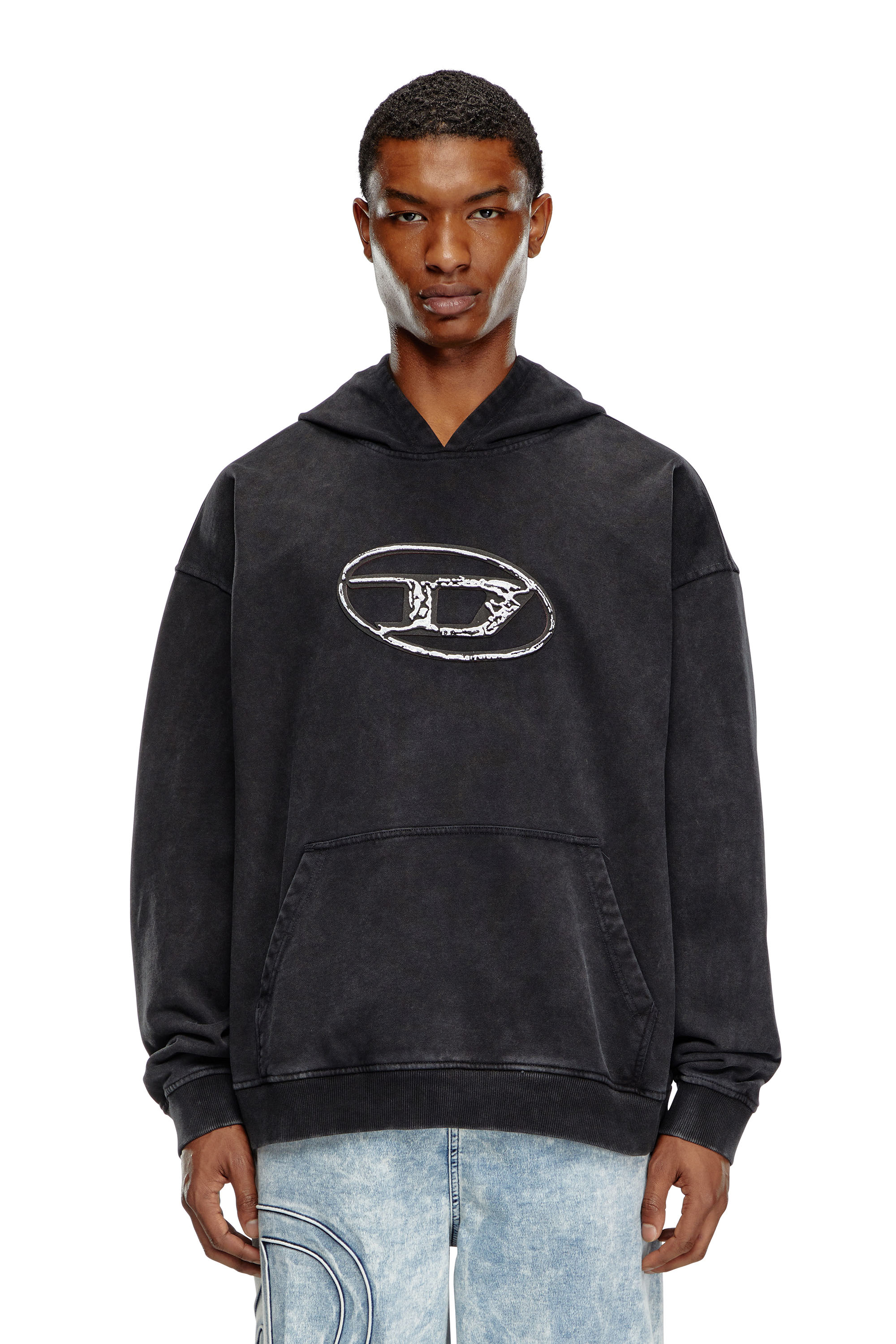 Diesel - S-BOXT-HOOD-Q7, Homme Sweat-shirt à capuche avec logo imprimé multicouche in Noir - Image 1