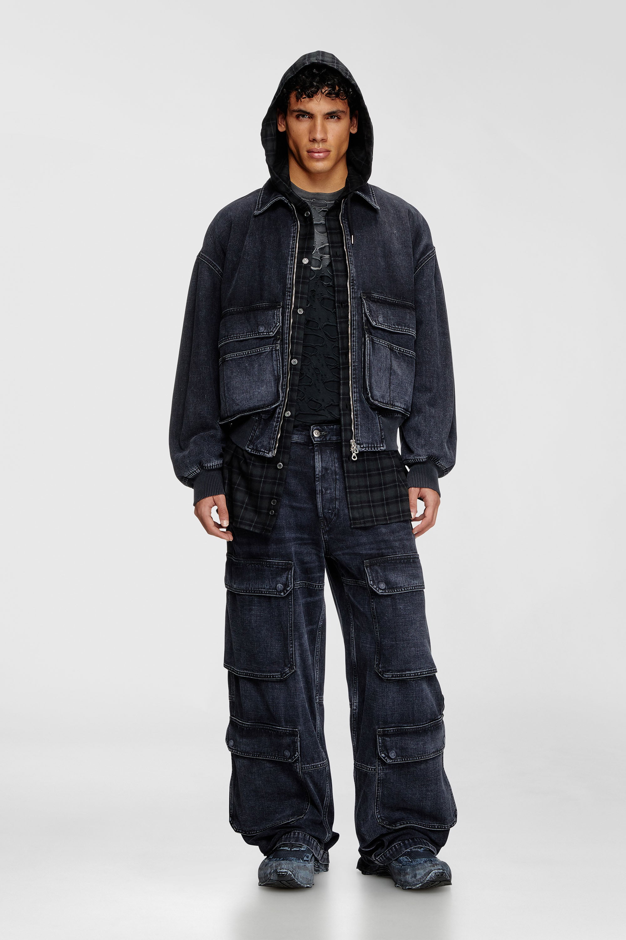 Diesel - D-KURZ, Veste en denim tiss&eacute; batavia Mixte in Noir - 1