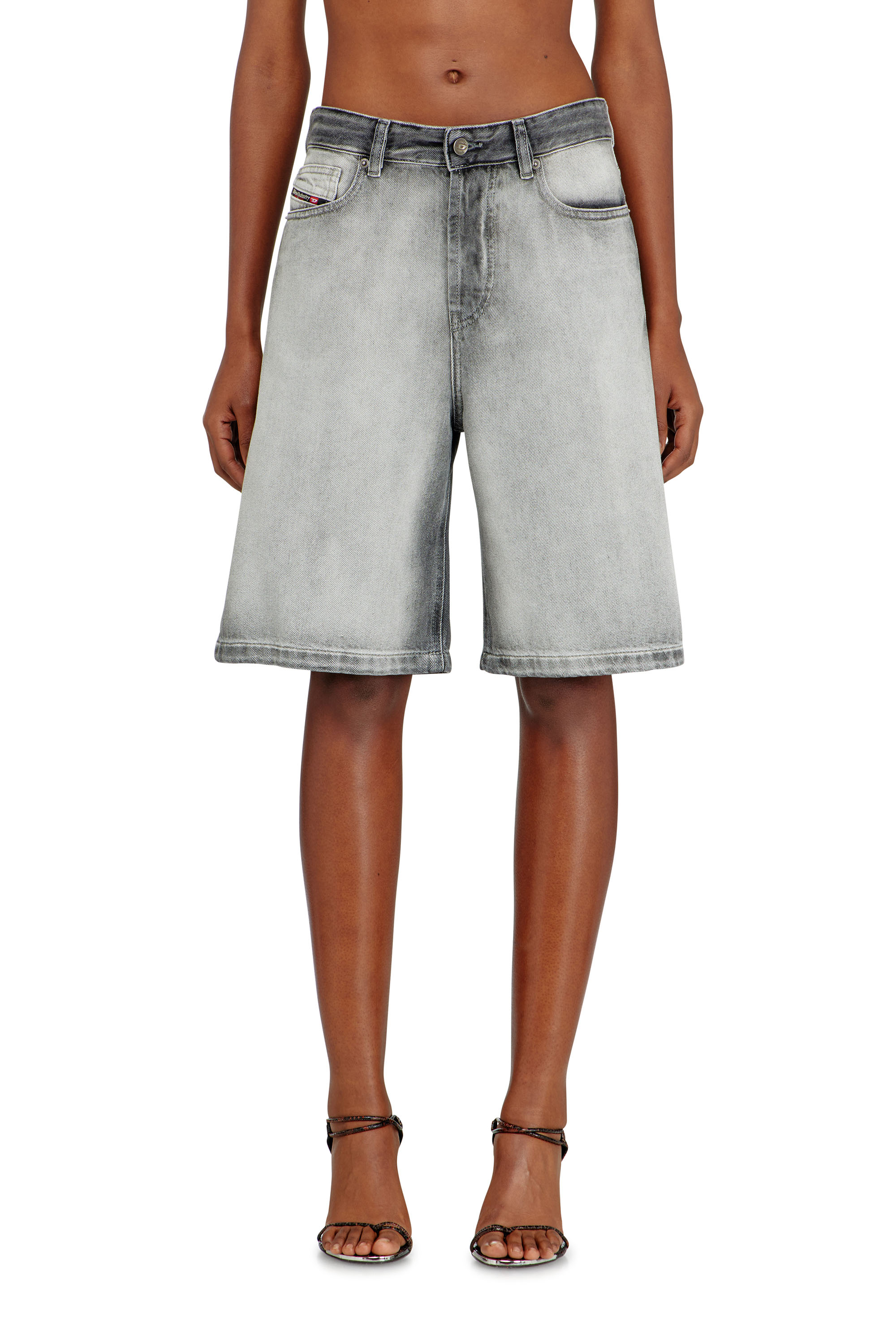 Diesel - DE-SIRE-SHORT-FSI, Short en denim skeleton doux Femme in Gris - 3