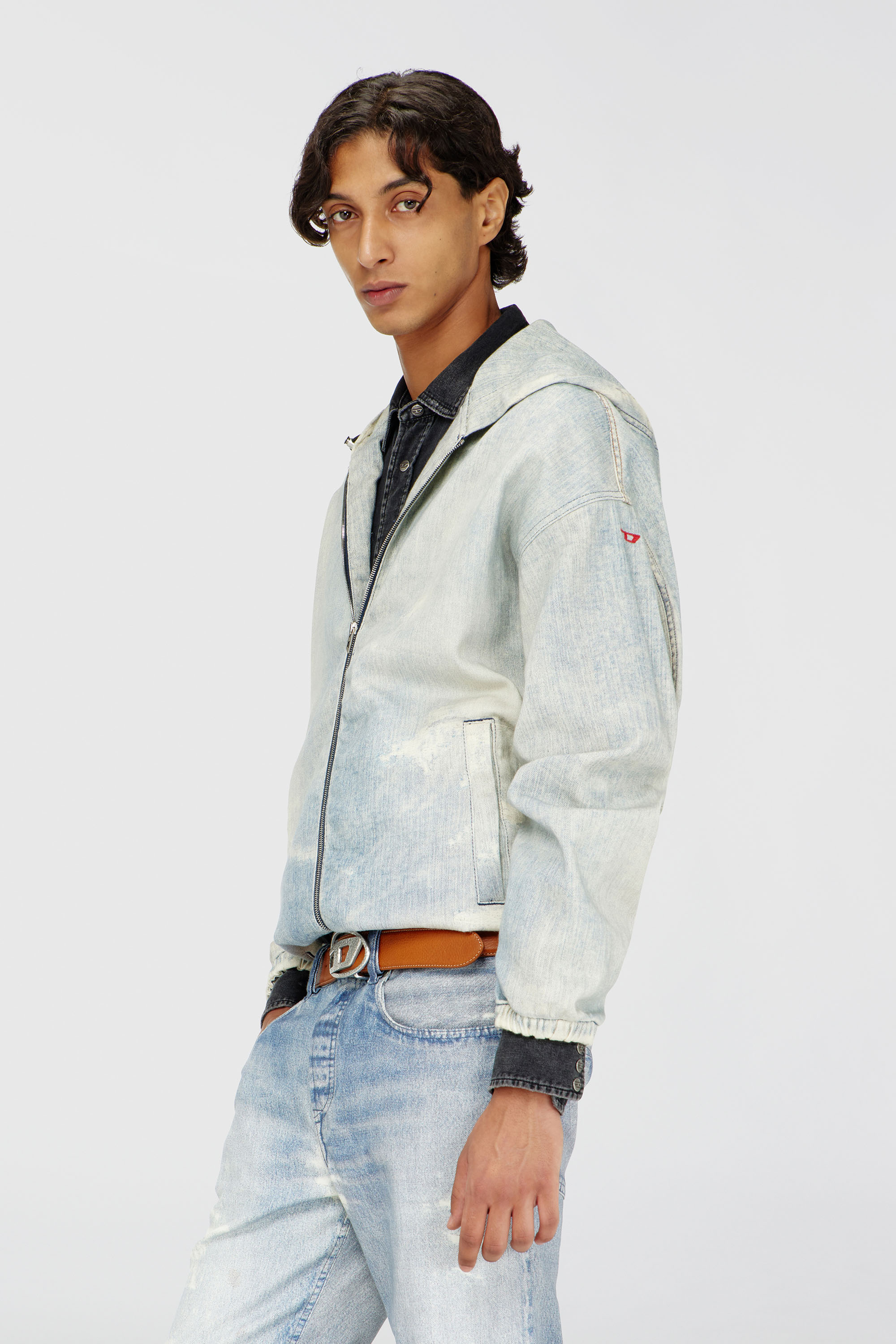 Diesel - D-WYNNY JOGG, Hooded JoggJeans veste effet trompe-l&rsquo;&oelig;il Homme in Bleu - 3