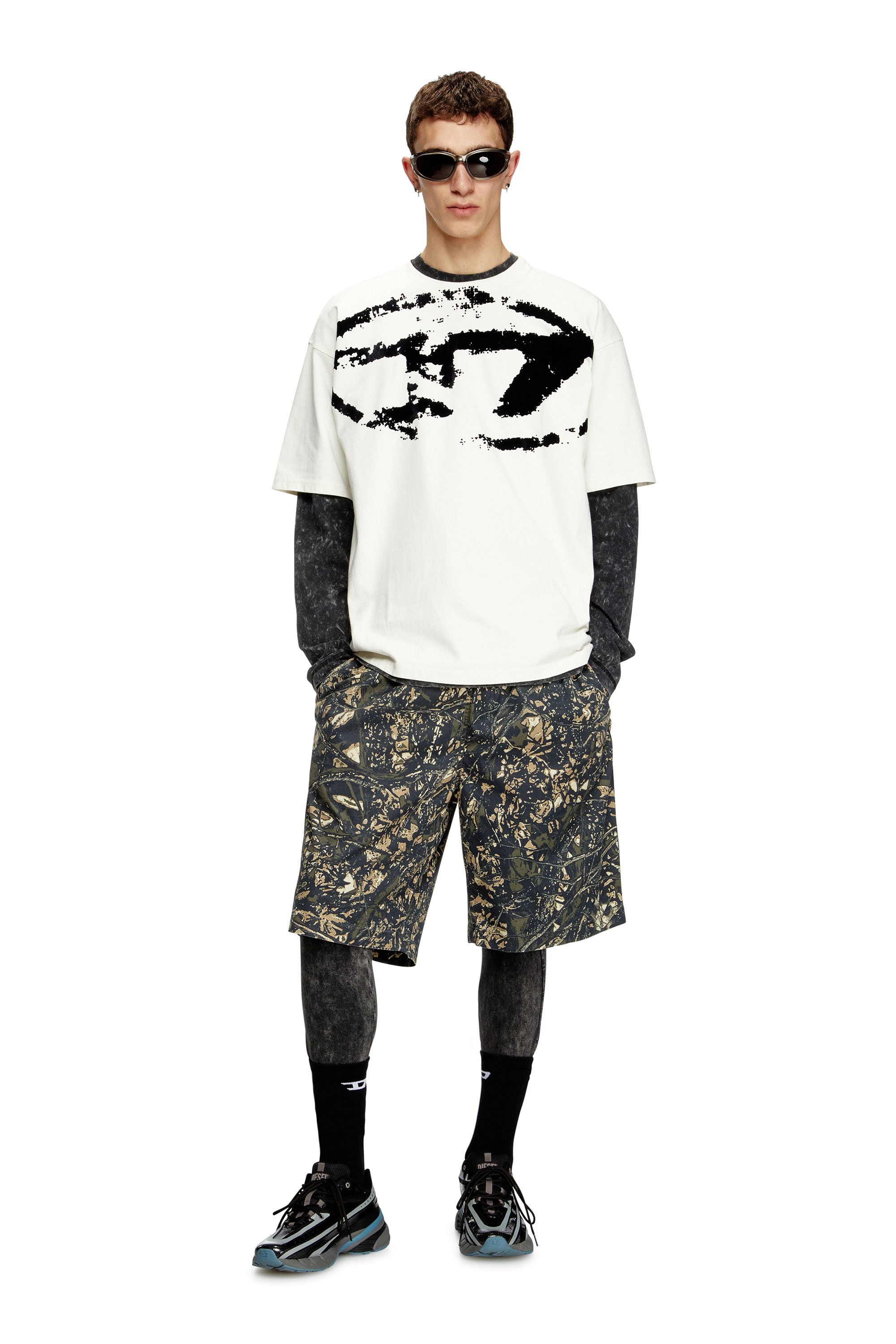 Diesel - T-BOXT-N14, T-shirt avec logo floqué effet vieilli Homme in Polychrome - 2