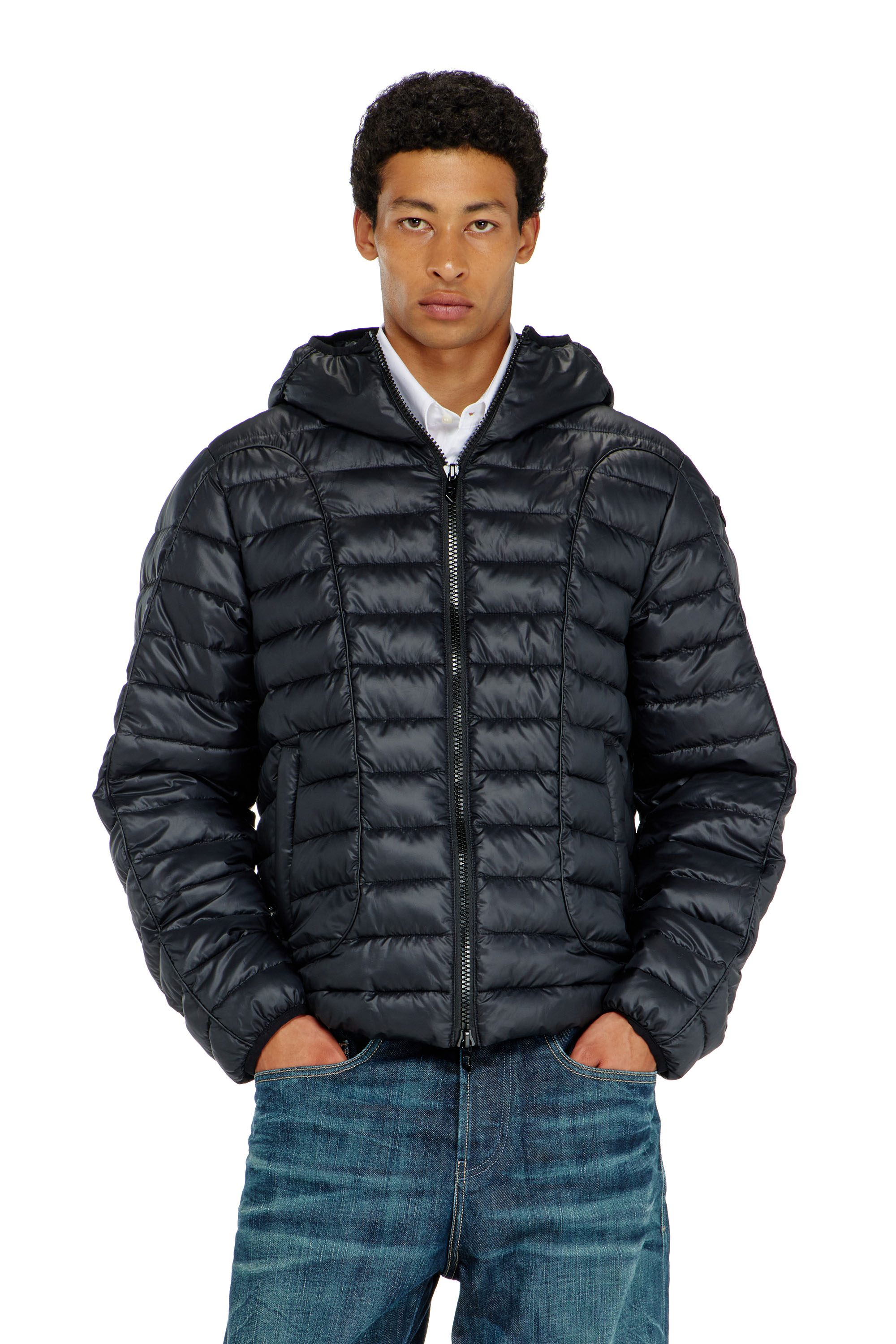 Diesel - W-STONE-WRD, Doudoune avec passepoil ton sur ton Homme in Noir - 3
