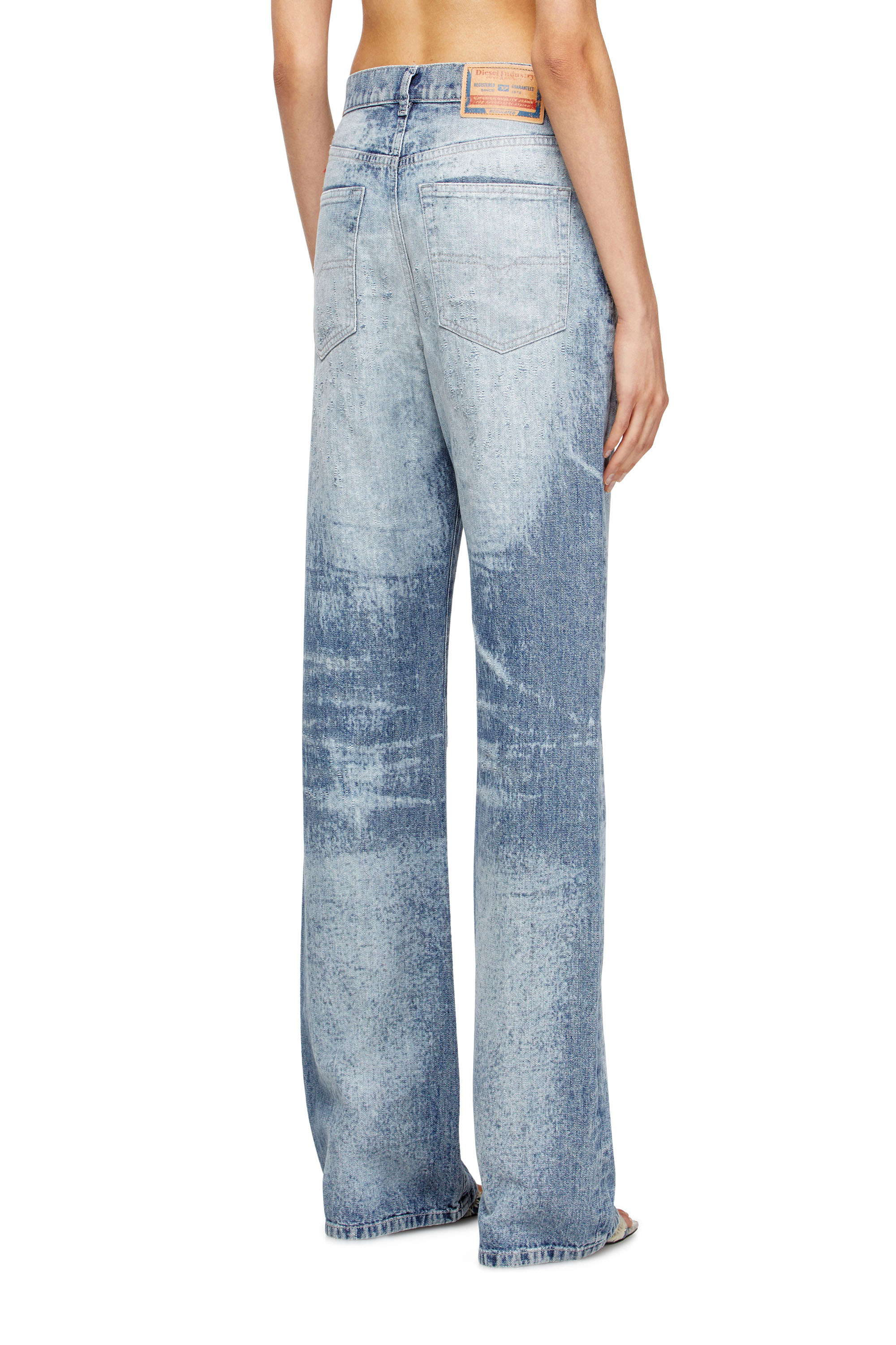 Regular Jeans 1971 D-Sent 068TY, Bleu Clair Diesel - Regular Jeans 1971 D-Sent 068TY Femme, Bleu Clair - Image 4
