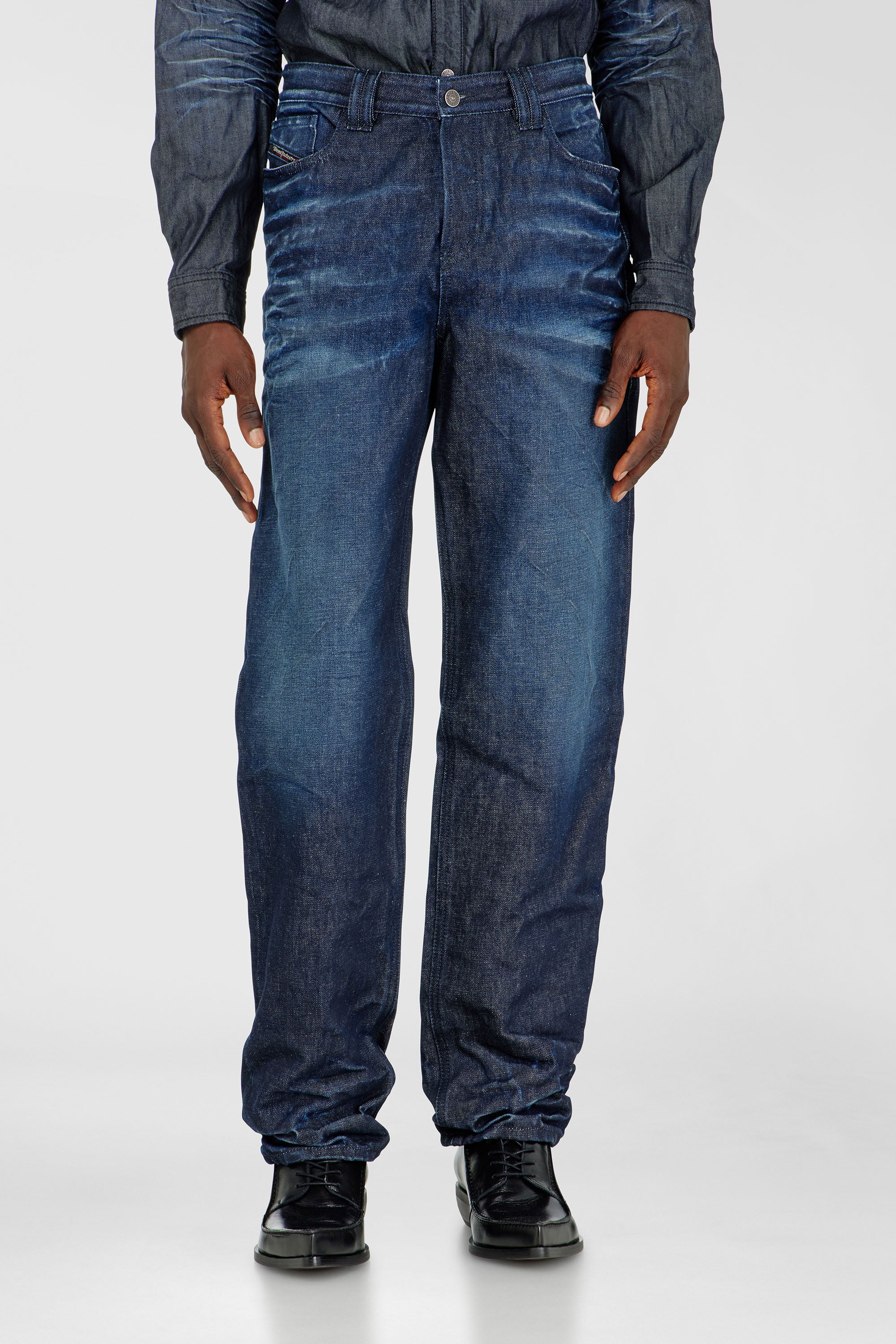 Diesel - Regular Jeans 1991 D-Voeed 007GF Homme, Bleu Fonc&eacute; - Image 1