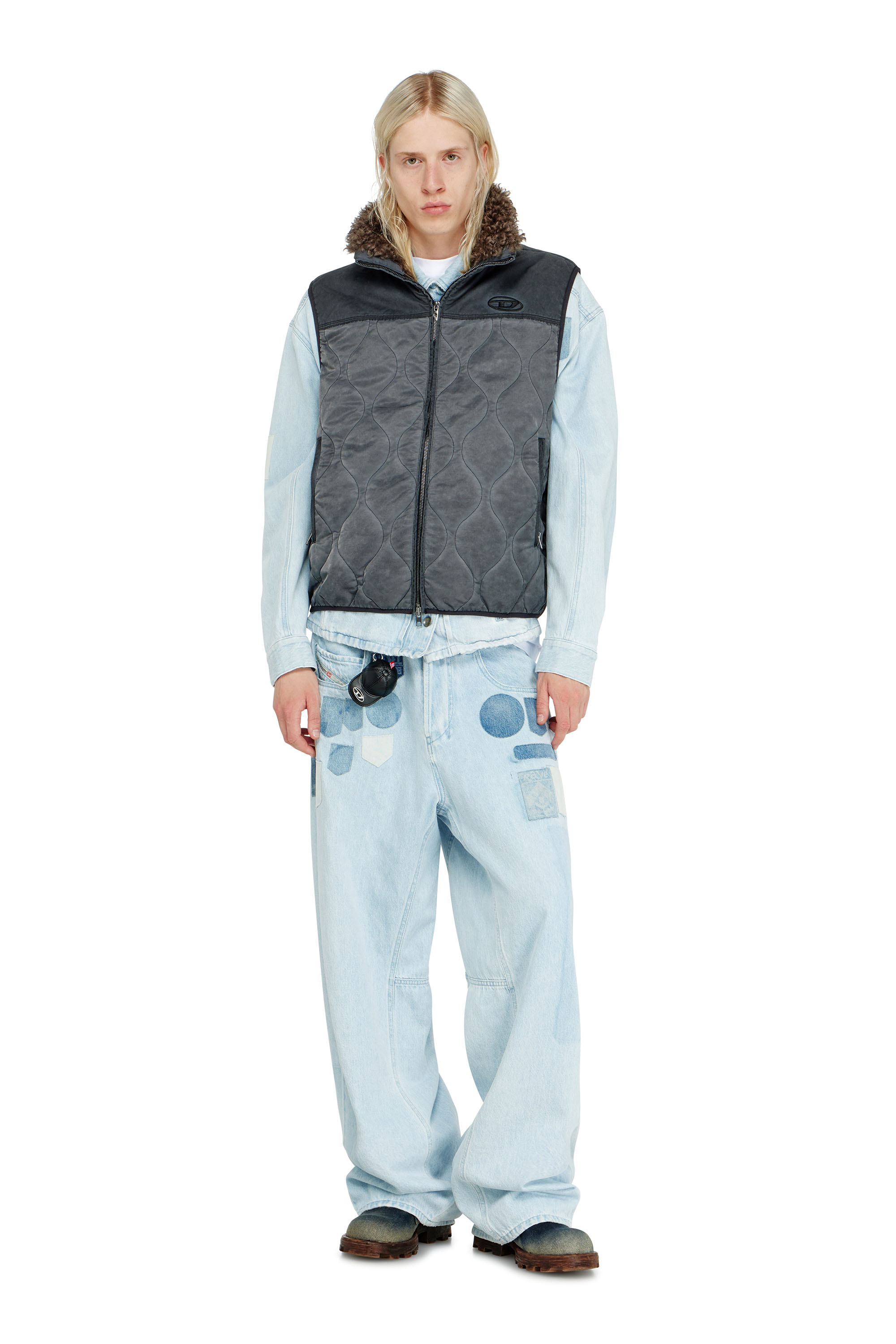 Diesel - J-ALVAR, Gilet matelass&eacute; avec col doubl&eacute; doux Homme in Gris - 2