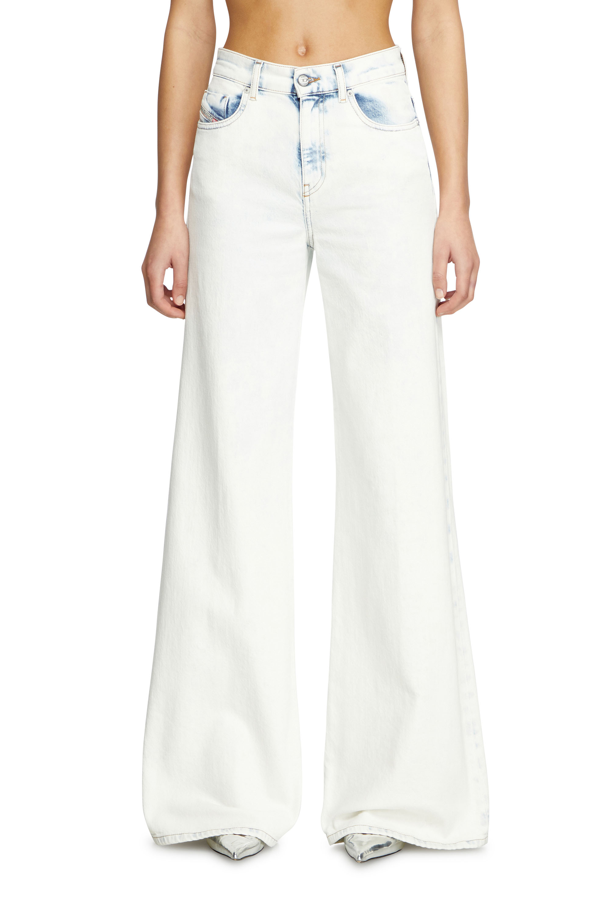 Diesel - Flare Jeans 1978 D-Akemi 09L33 Femme, Bleu Clair - Image 3