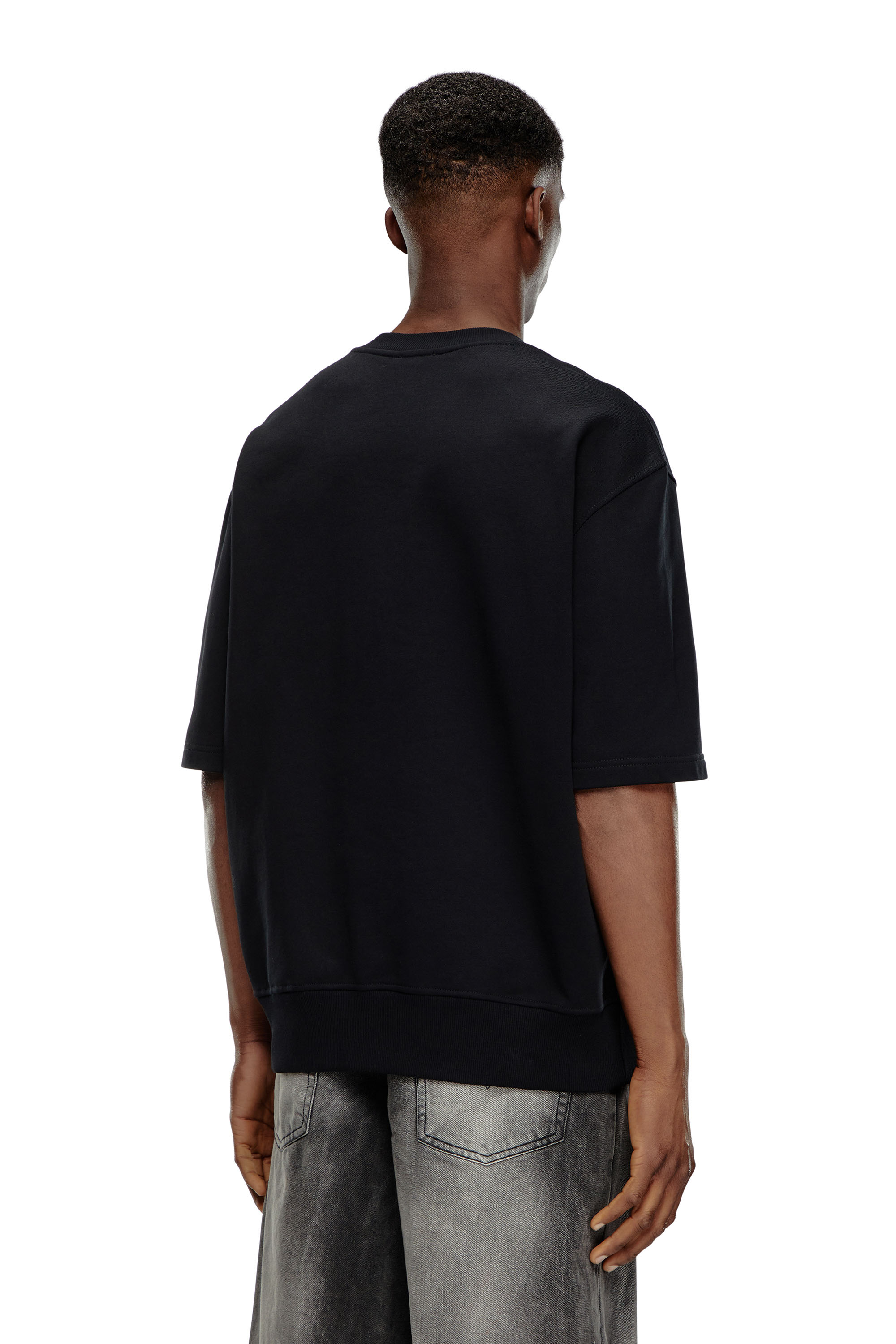 Diesel - S-COOLING-L1, Sweat-shirt &agrave; manches courtes avec logo m&eacute;tallis&eacute; Homme in Noir - 4