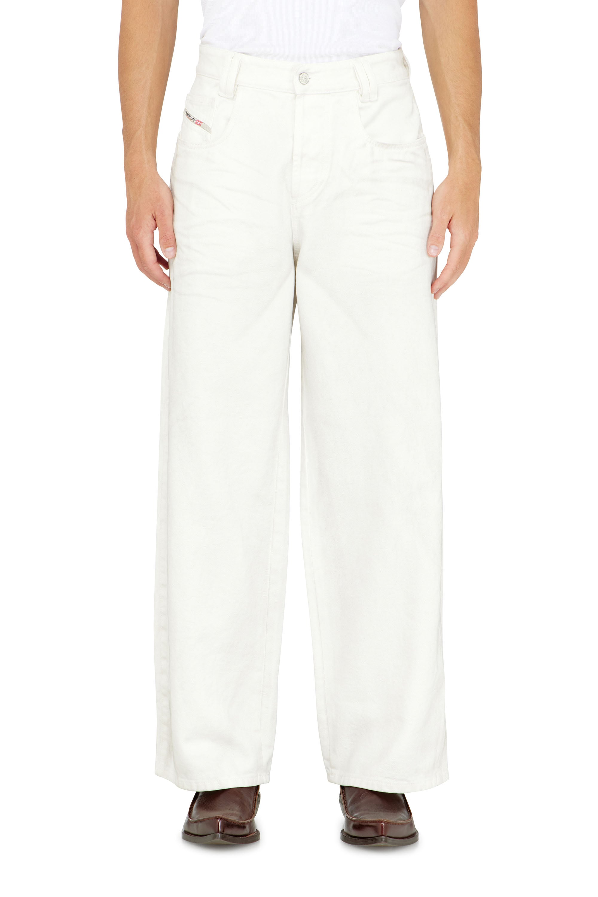 Diesel - Relaxed Jeans 1982 D-Hakou 007GG Mixte, Blanc - Image 4