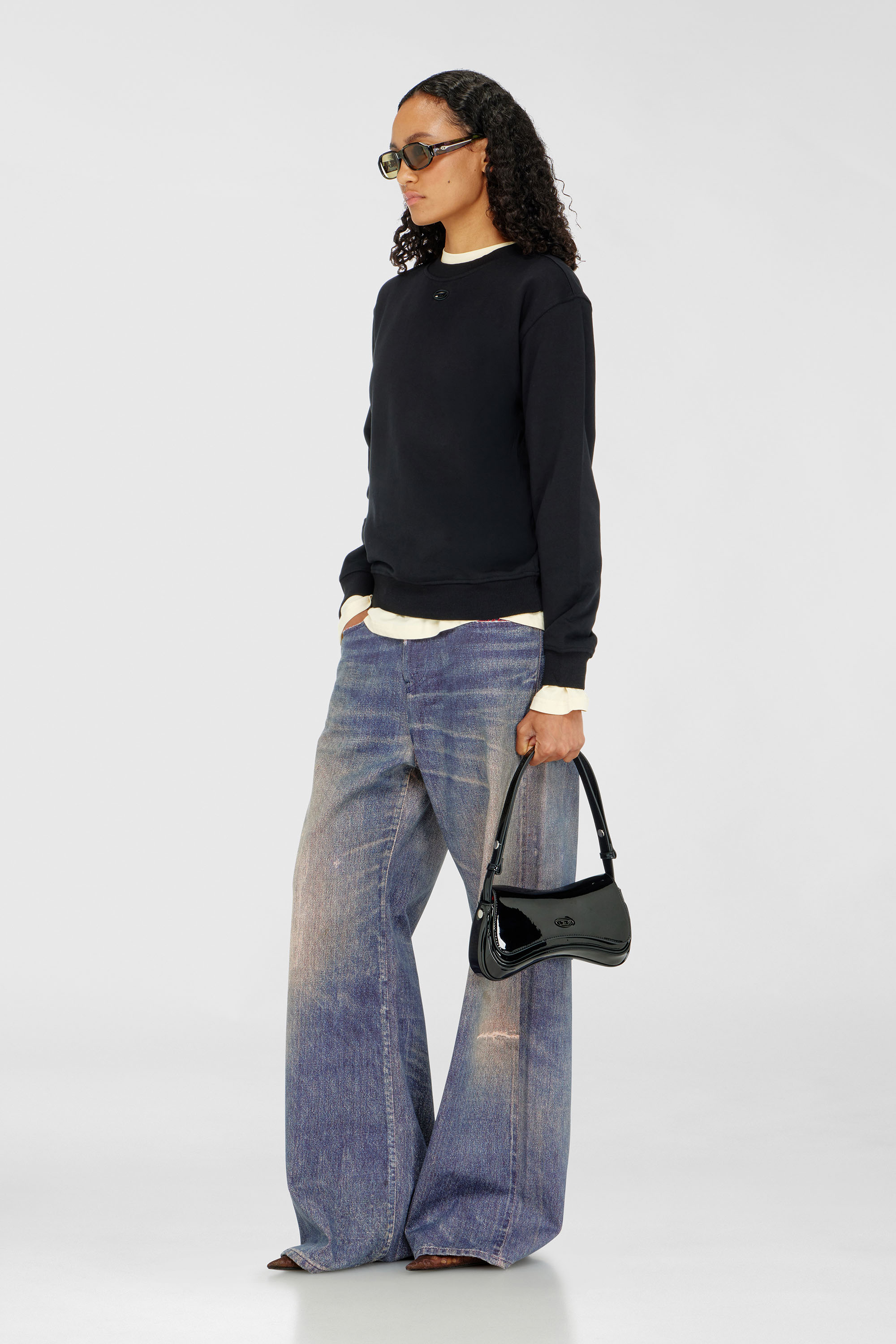 Diesel - F-NORMY-OD, Sweat-shirt en coton avec broderie Oval D Femme in Noir - 1