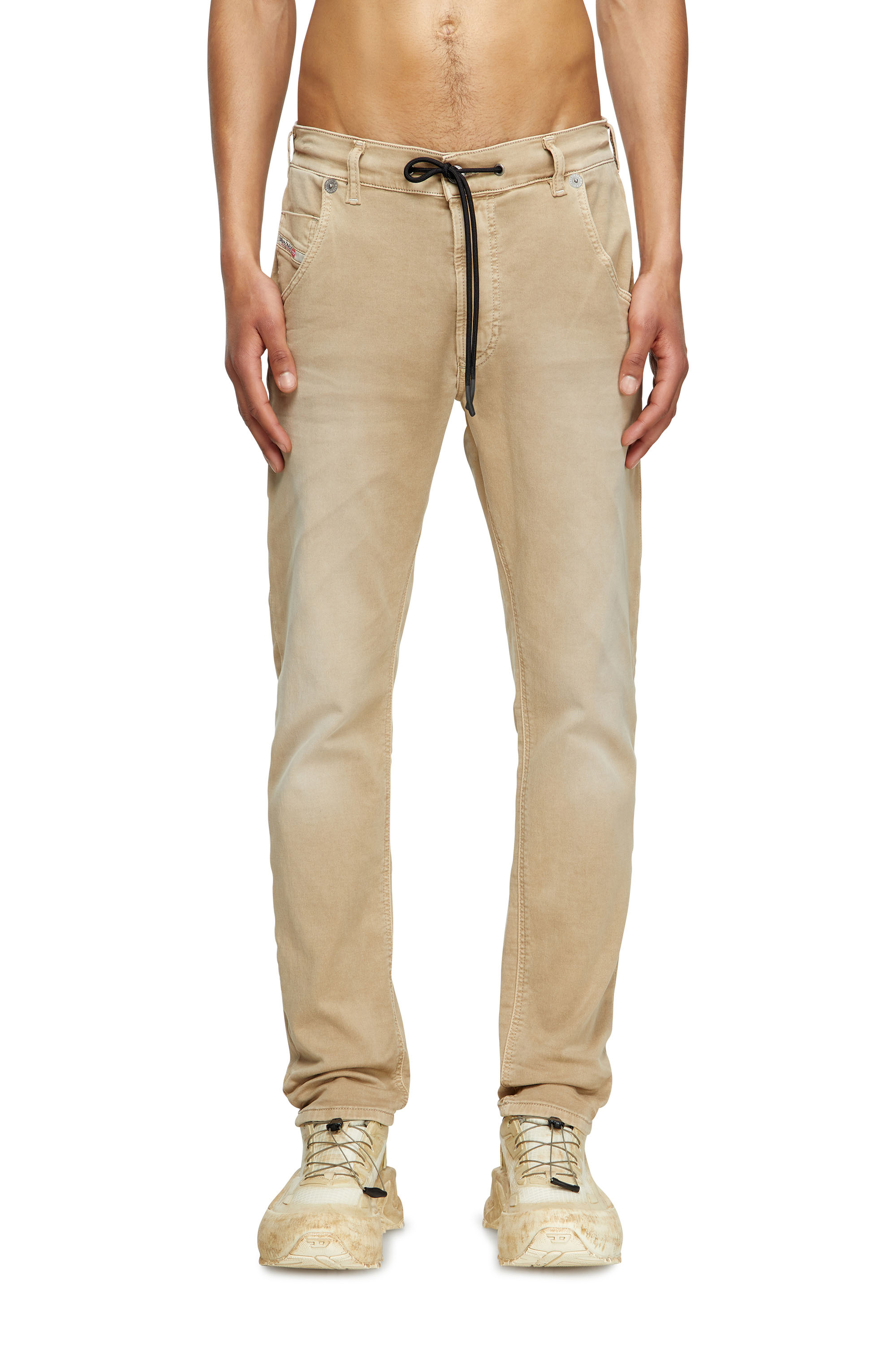 Diesel - Regular 2032 D-Krooley Joggjeans® 0670M Homme, Beige - Image 3