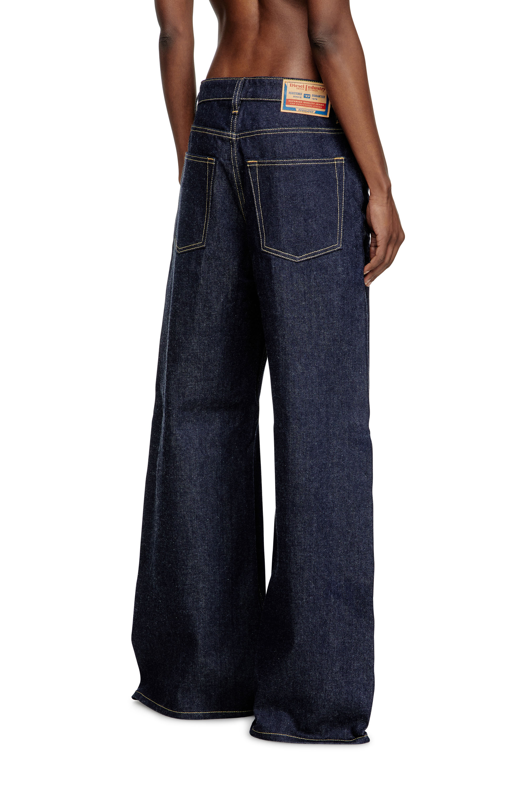 Diesel - Relaxed Jeans 1996 D-Sire 0GRDV Femme, Bleu Fonc&eacute; - Image 4