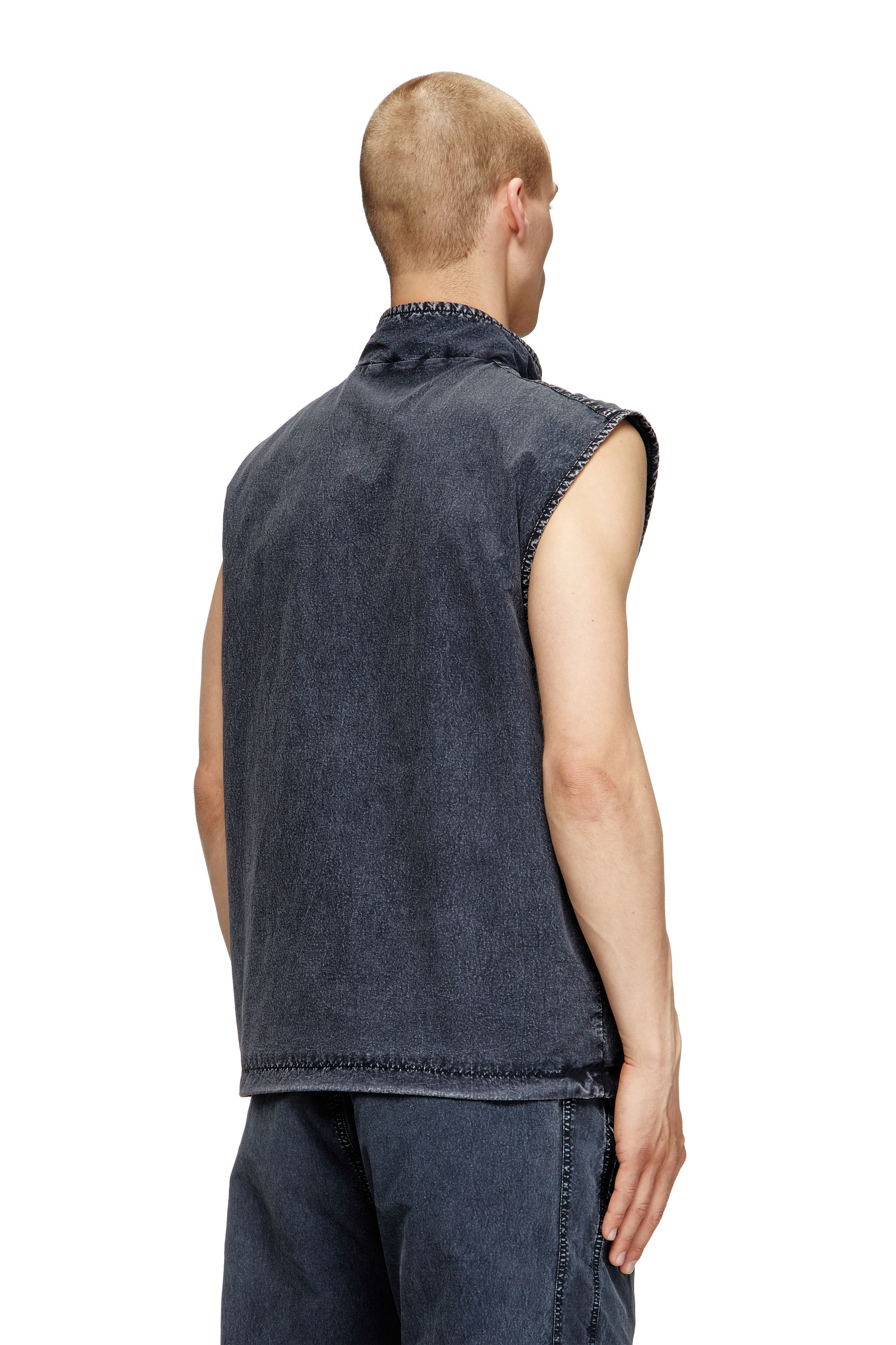 Diesel - J-ERB, Gilet en taslan de nylon recyclé Homme in Noir - 4