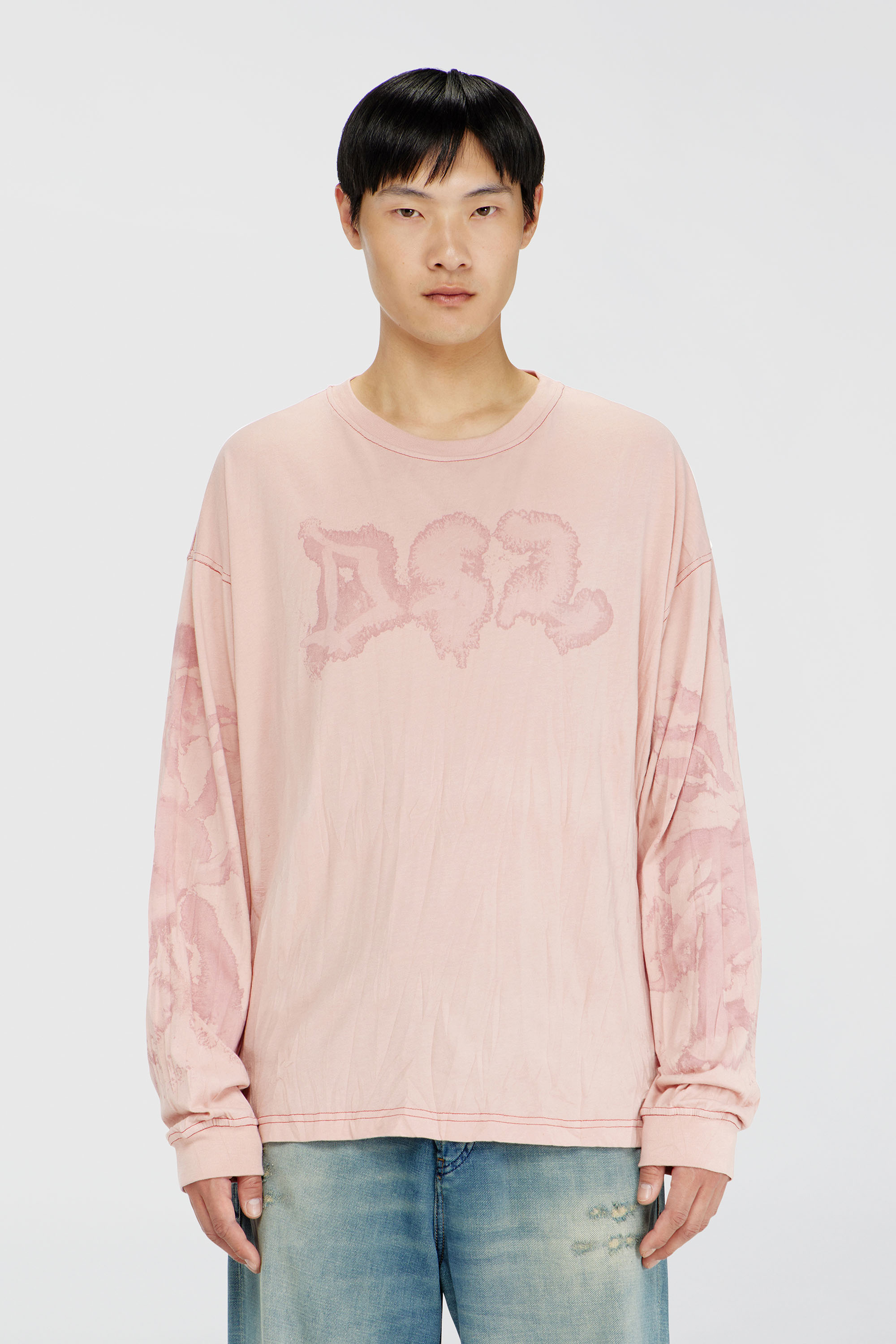 Diesel - T-BOXT-LS-AA4, T-shirt relaxed &agrave; manches longues avec imprim&eacute; tachet&eacute; Homme in Rose - 3