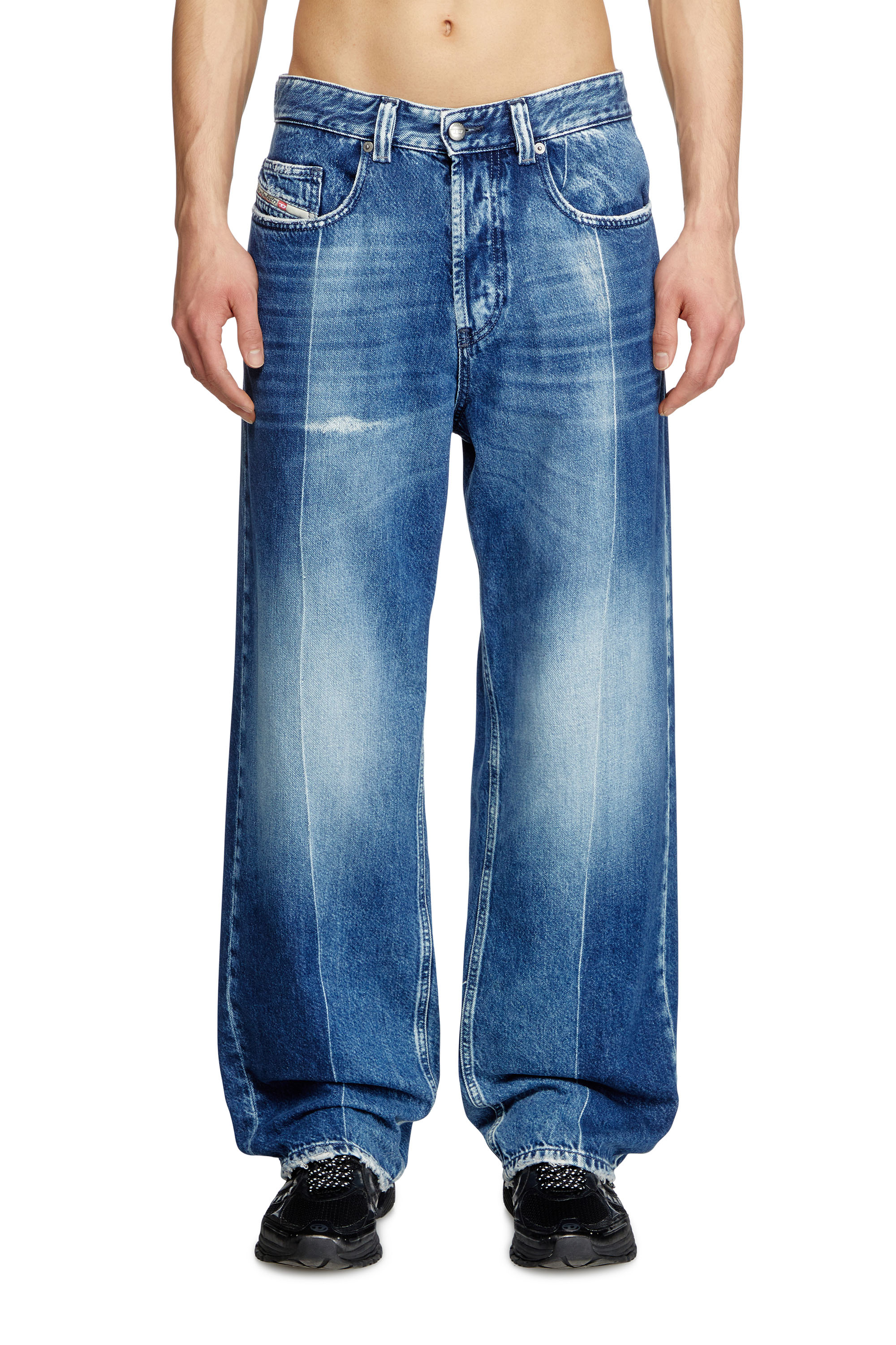 Diesel - Relaxed Jeans 2001 D-Macro 09L48 Homme, Bleu moyen - Image 1