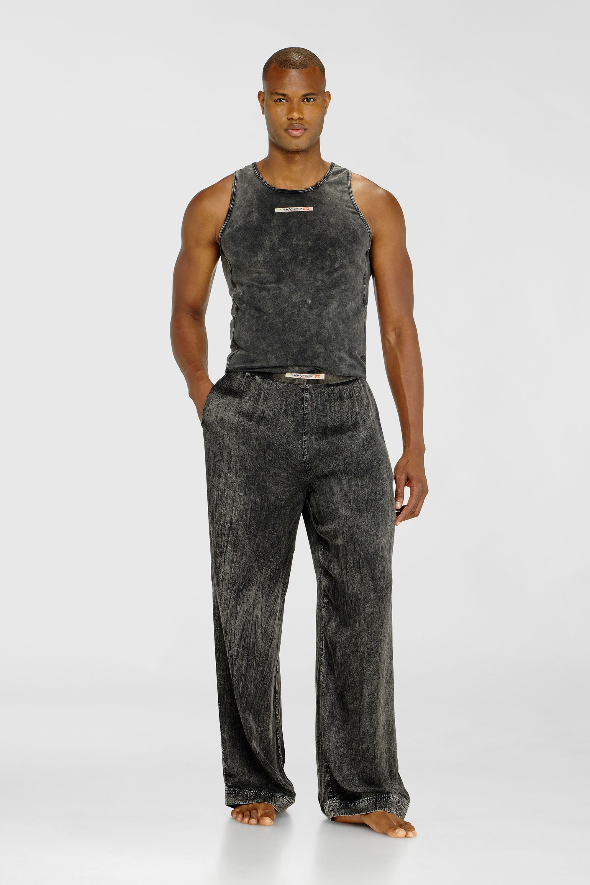 Diesel - ZAYNE-DNM, Pantalon en viscose &agrave; la coupe fluide Homme in Gris - 1