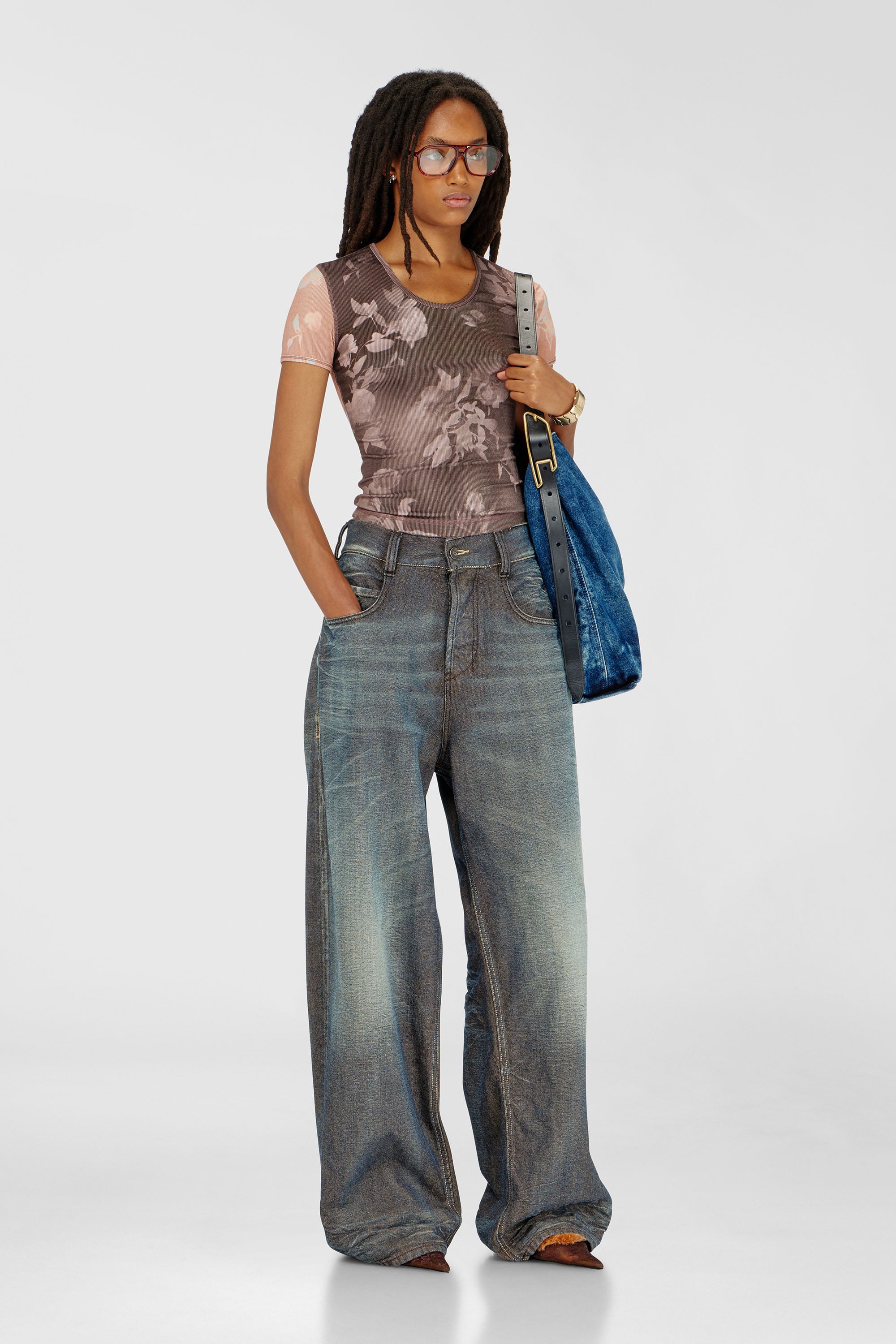 Diesel - T-ELENEWU, Top en jersey c&ocirc;tel&eacute; &agrave; motif floral Femme in Polychrome - 2