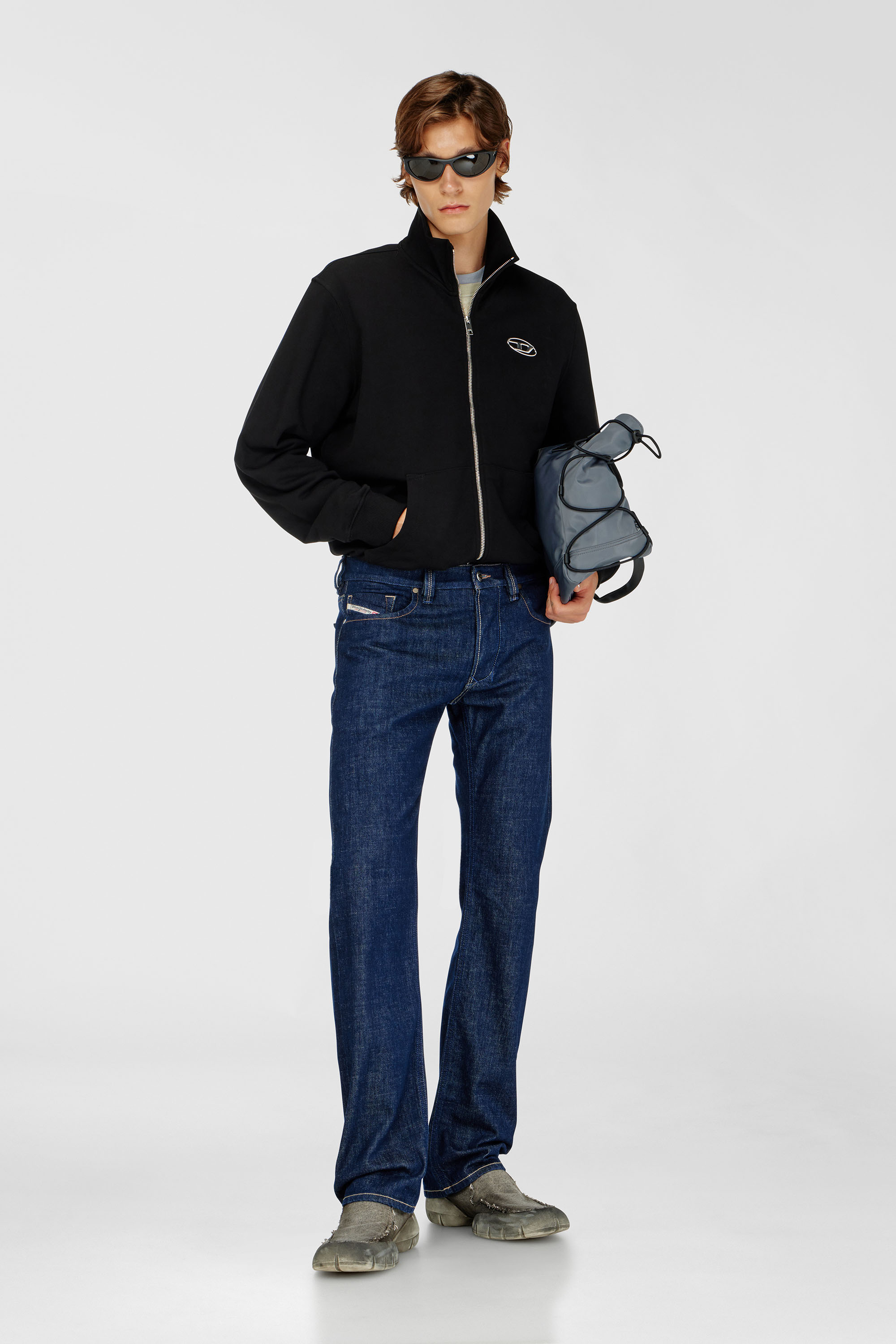 Diesel - S-GINNI-ZIP-OD, Sweat-shirt zipp&eacute; avec logo m&eacute;tallis&eacute; Homme in Noir - 1