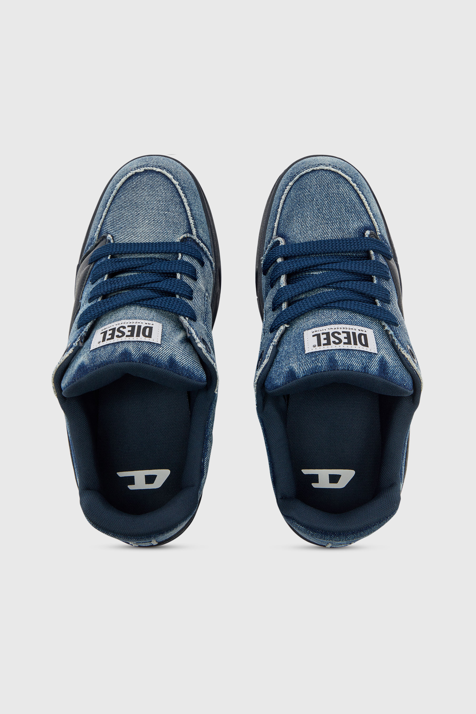 Diesel - S-D-OLLIE LOW, Man's S-D-Ollie - Sneakers in washed frayed denim in Blue - 4