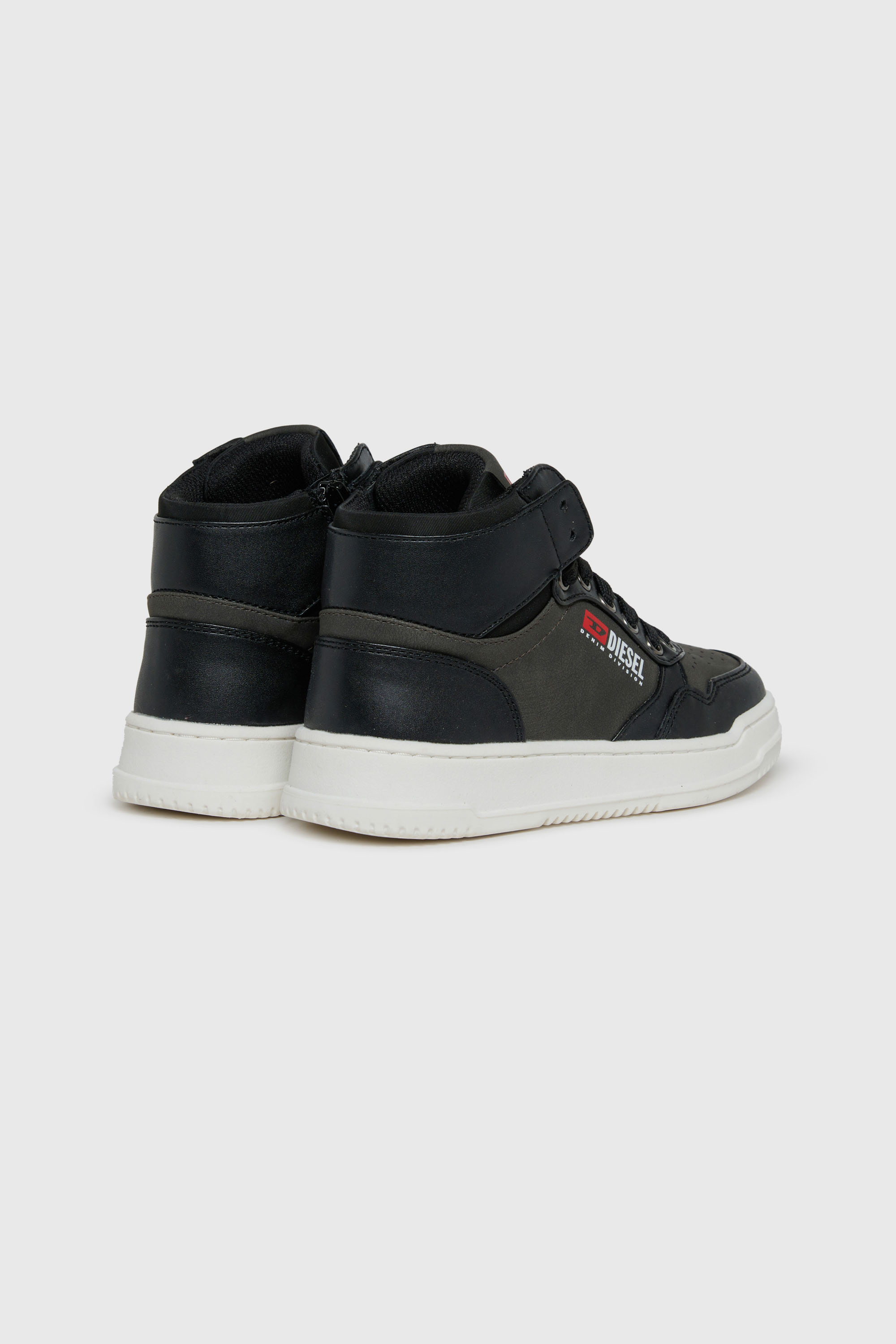 Diesel - S-CASCOUNT-MID, S-Cascount - Baskets montantes perfor&eacute;es Mixte in Noir - 3