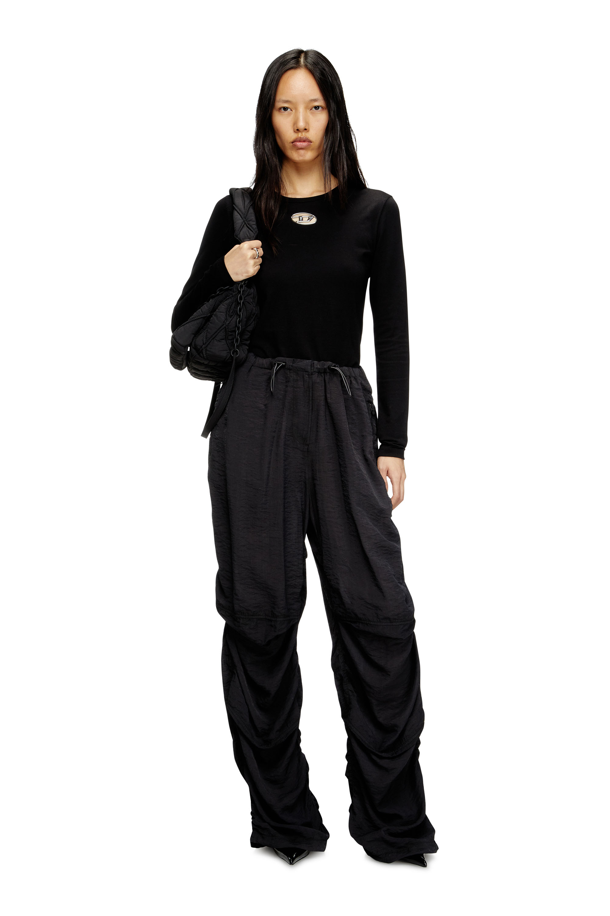 Diesel - T-UNCUTIE-LONG-LS-OD, Haut à manches longues avec cut-out Oval D Femme in Noir - 2