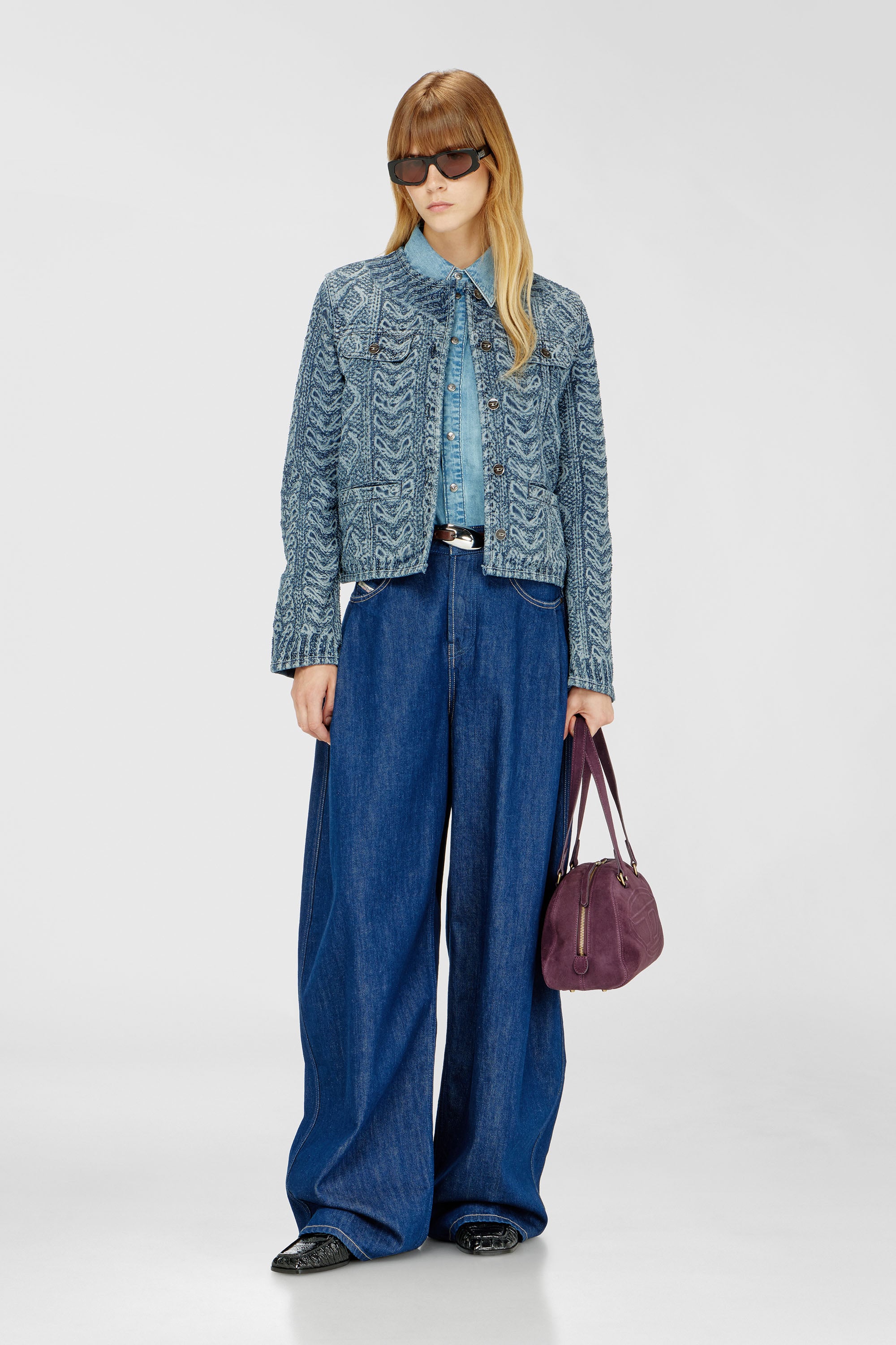 Diesel - DE-GRAFY-S2, Veste sans col en denim effet maille torsad&eacute;e Femme in Bleu - 2