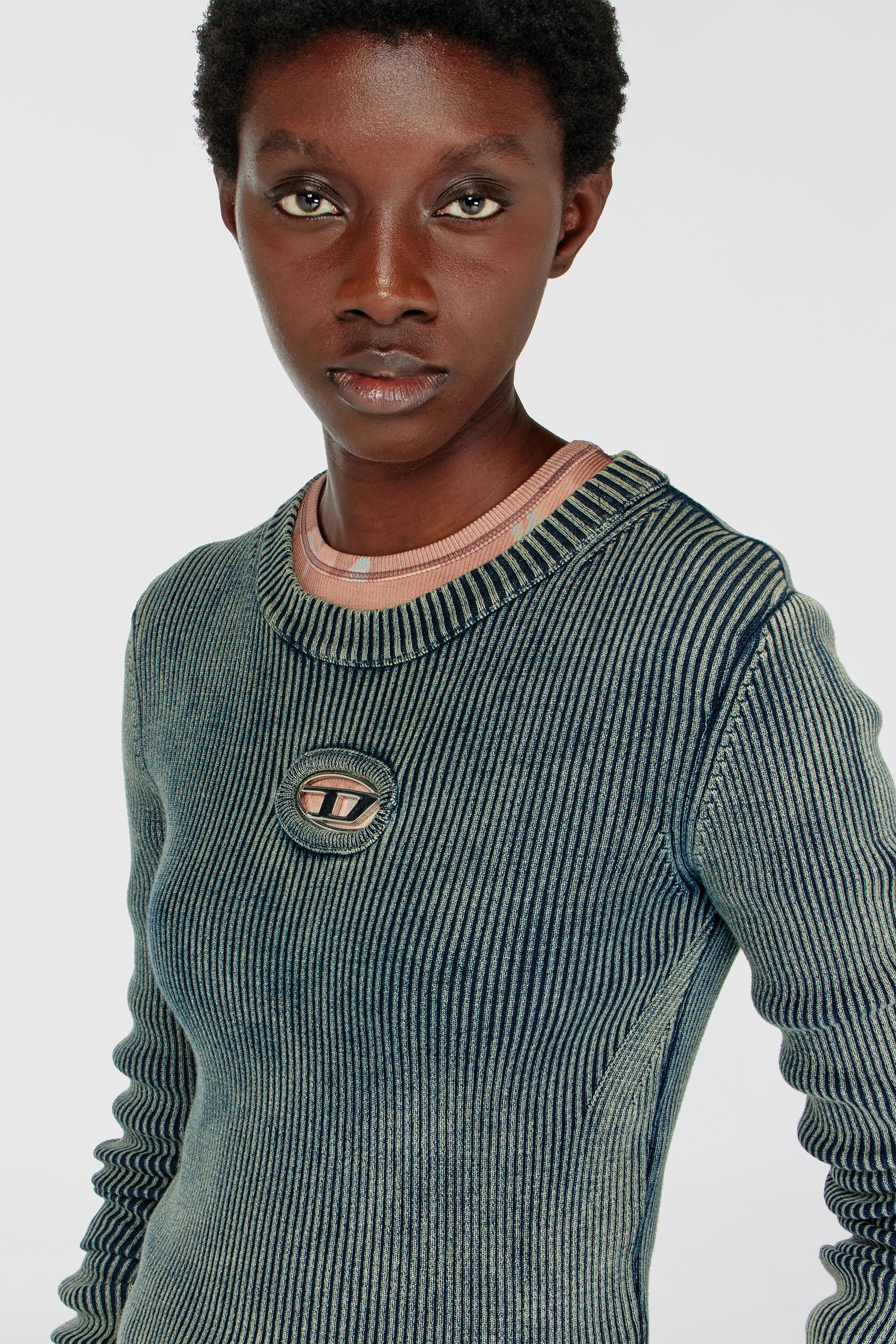 Diesel - M-ANCHOR-A, Top en maille c&ocirc;tel&eacute;e avec Oval D Femme in Bleu - 5