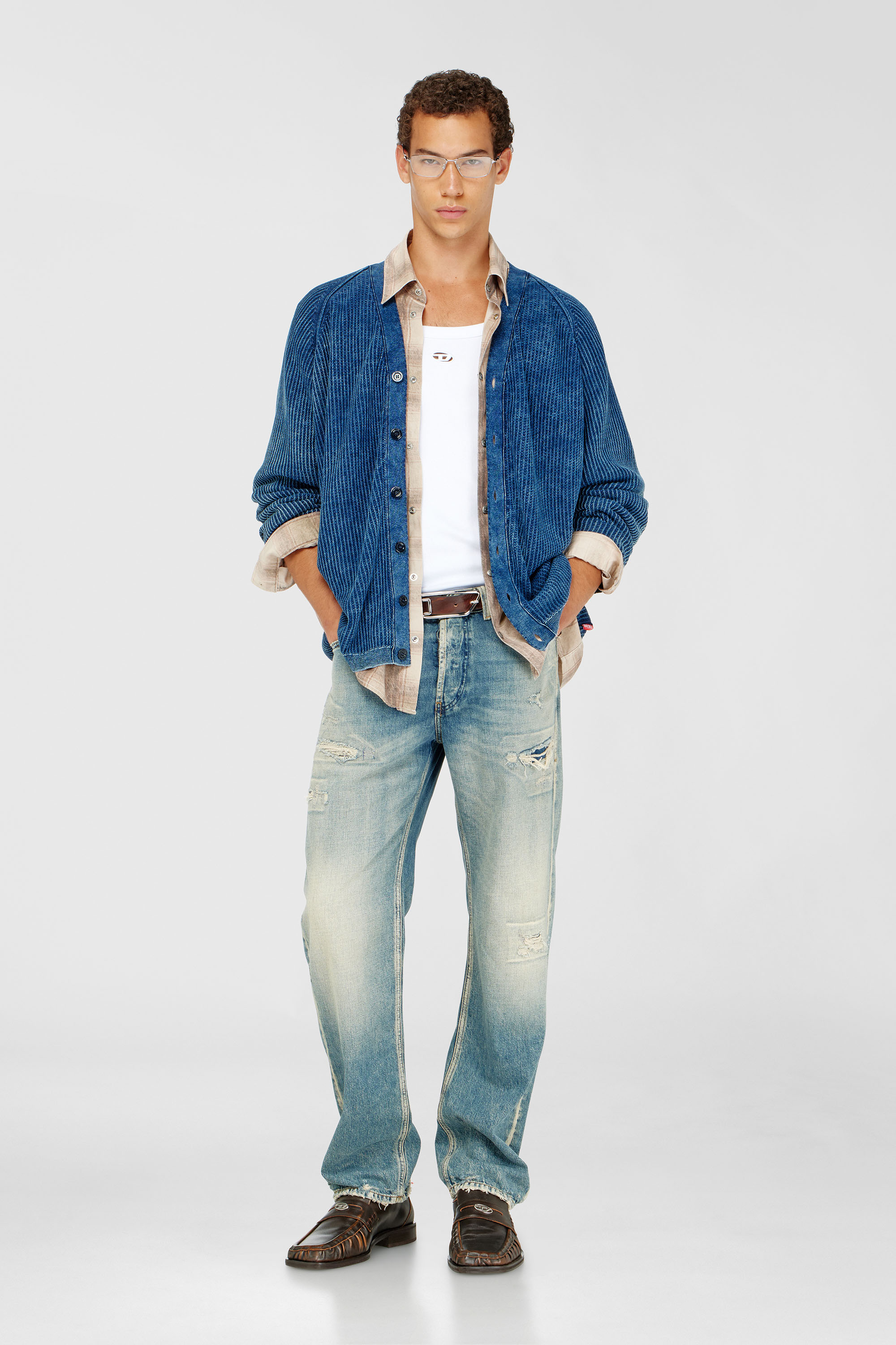 Diesel - T-WIFE-DCO, D&eacute;bardeur slim en coton avec logo Oval D Homme in Blanc - 2