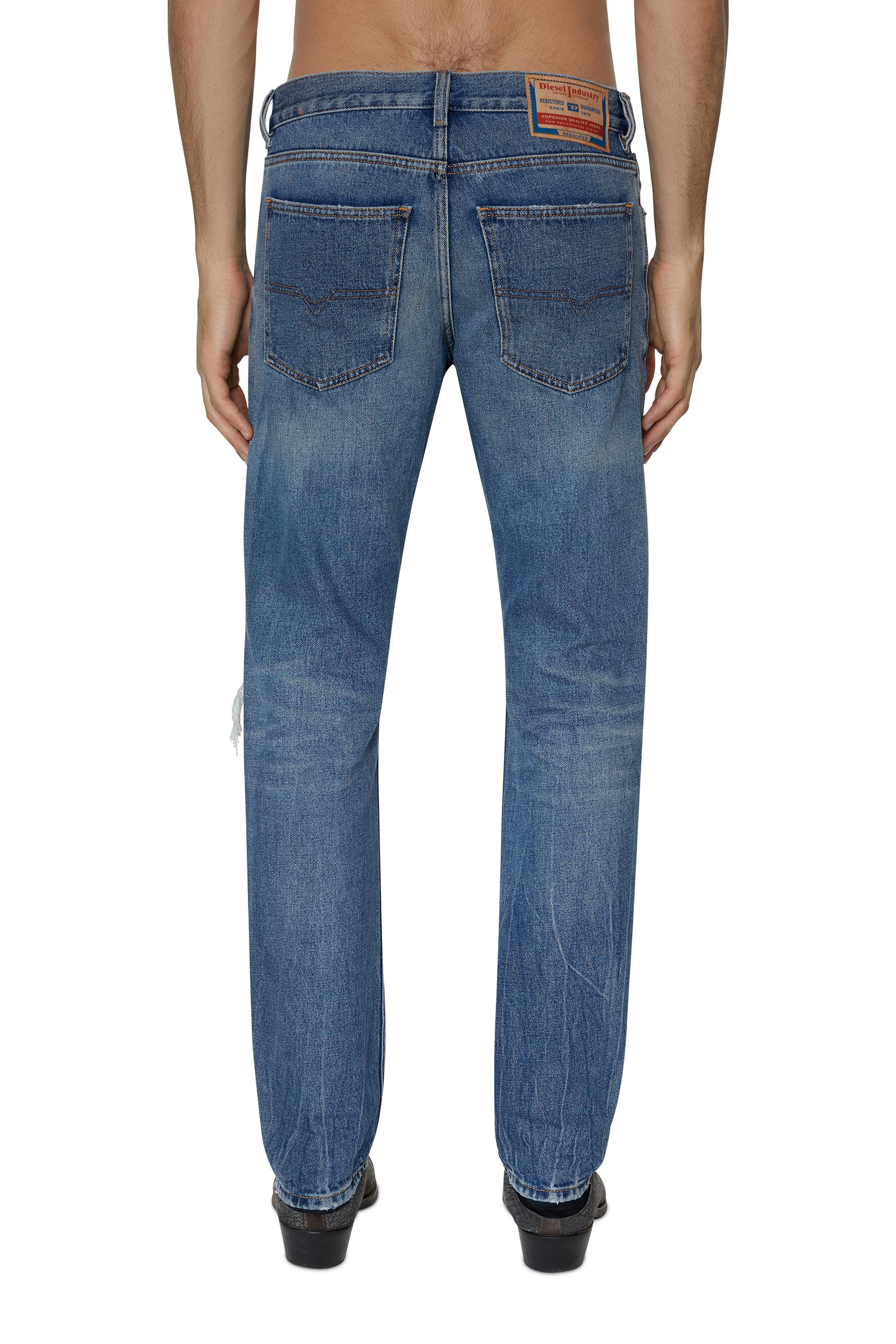 Diesel - 1995 D-Sark 09E02 Straight Jeans, Medium blue - Image 2