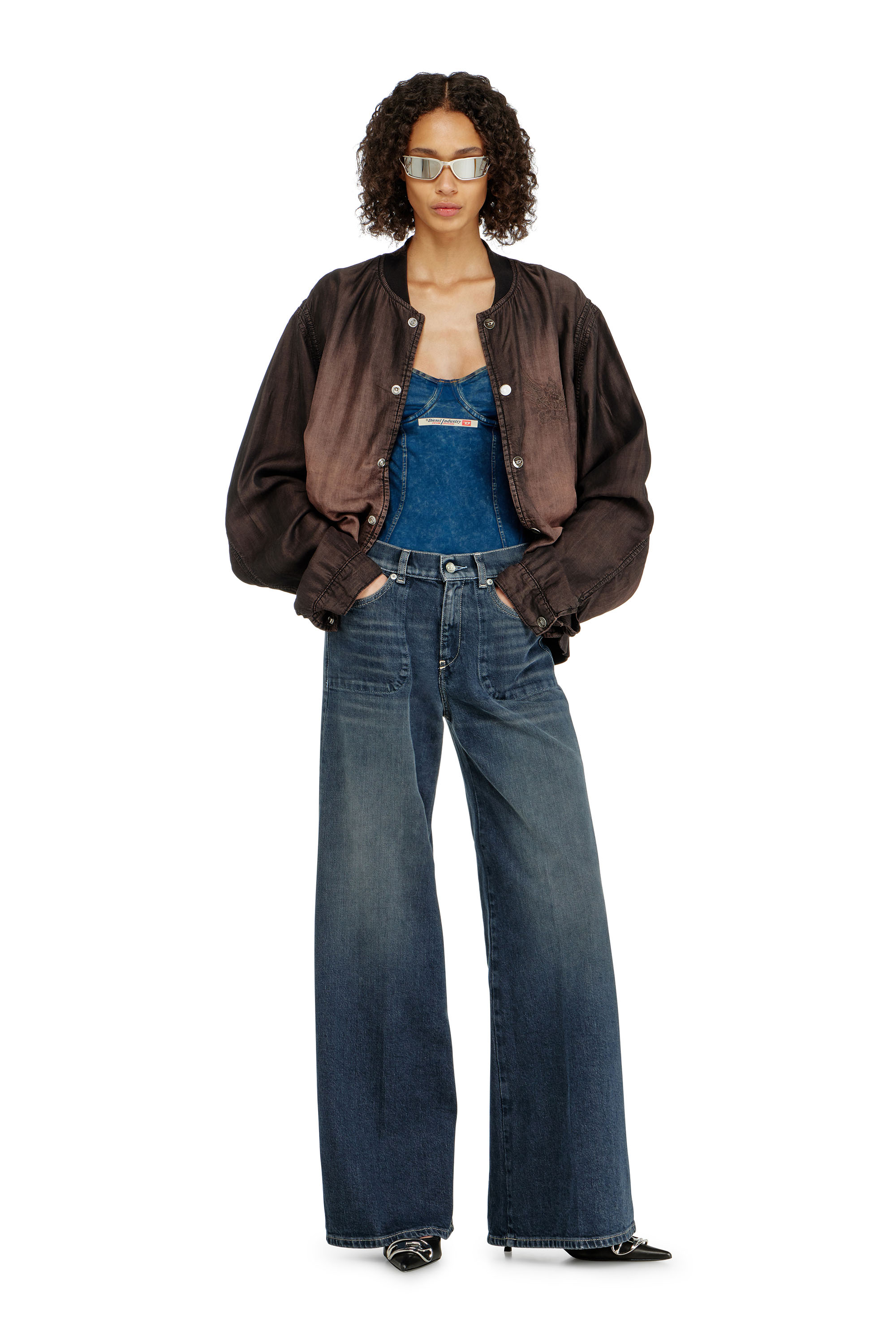 Diesel - Flare Jeans 1978 D-Akemi 007EI Femme, Bleu Fonc&eacute; - Image 1