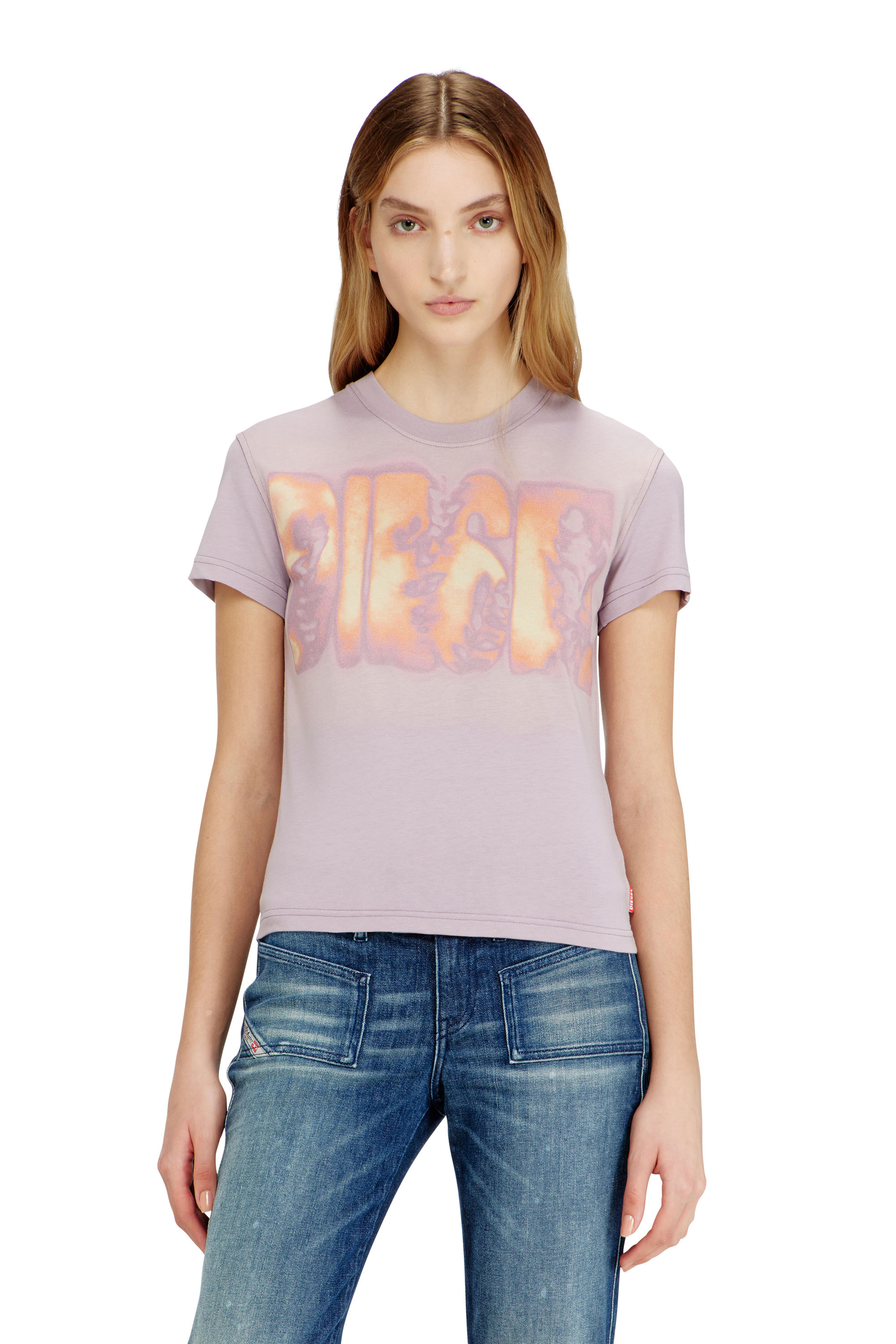 Diesel - T-ILA-AA3, T-shirt ajust&eacute;e en jersey avec imprim&eacute; graphique Femme in Violet - 1