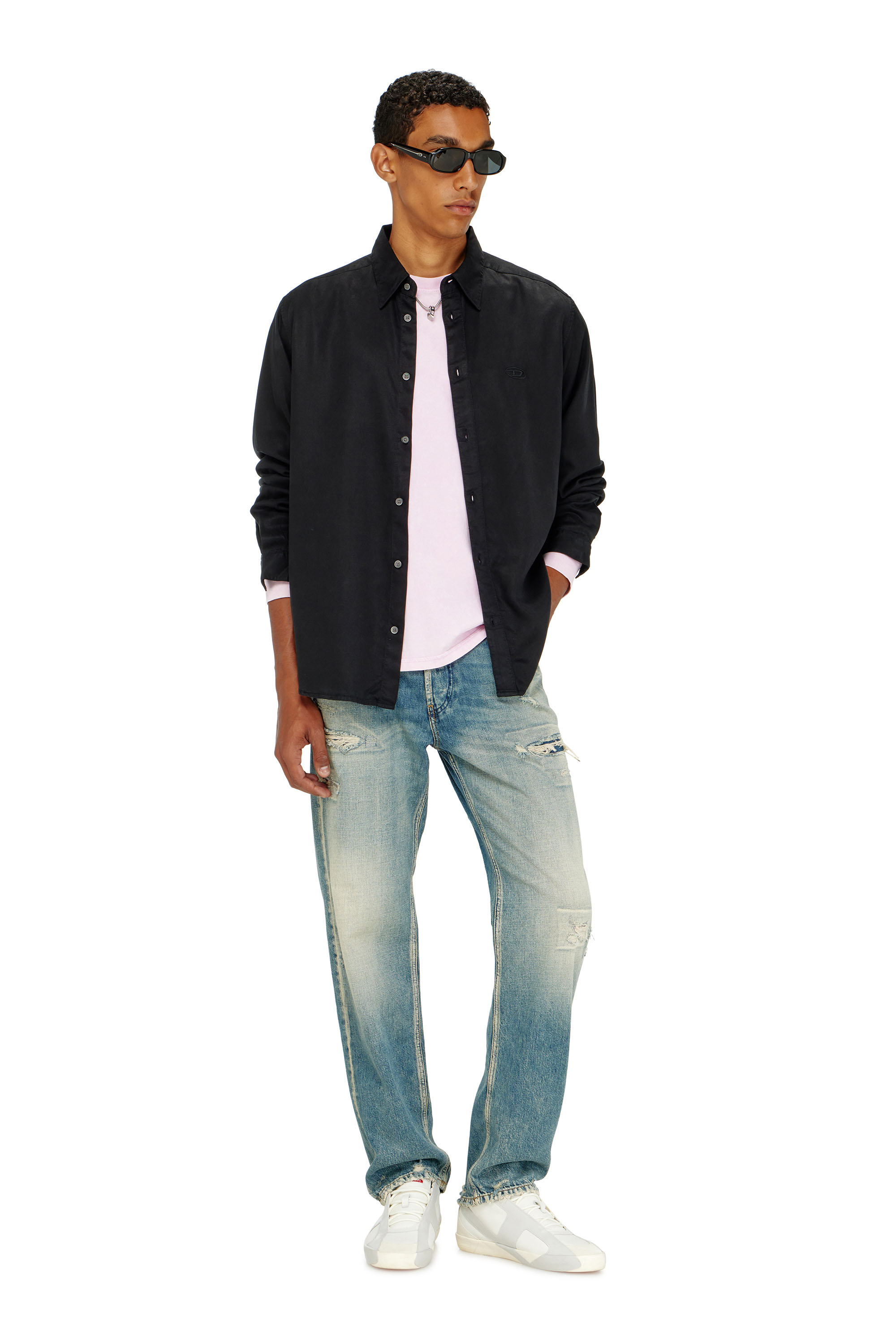 Diesel - S-SIMPLY-C, Chemise fluide avec broderie logo Homme in Noir - 1