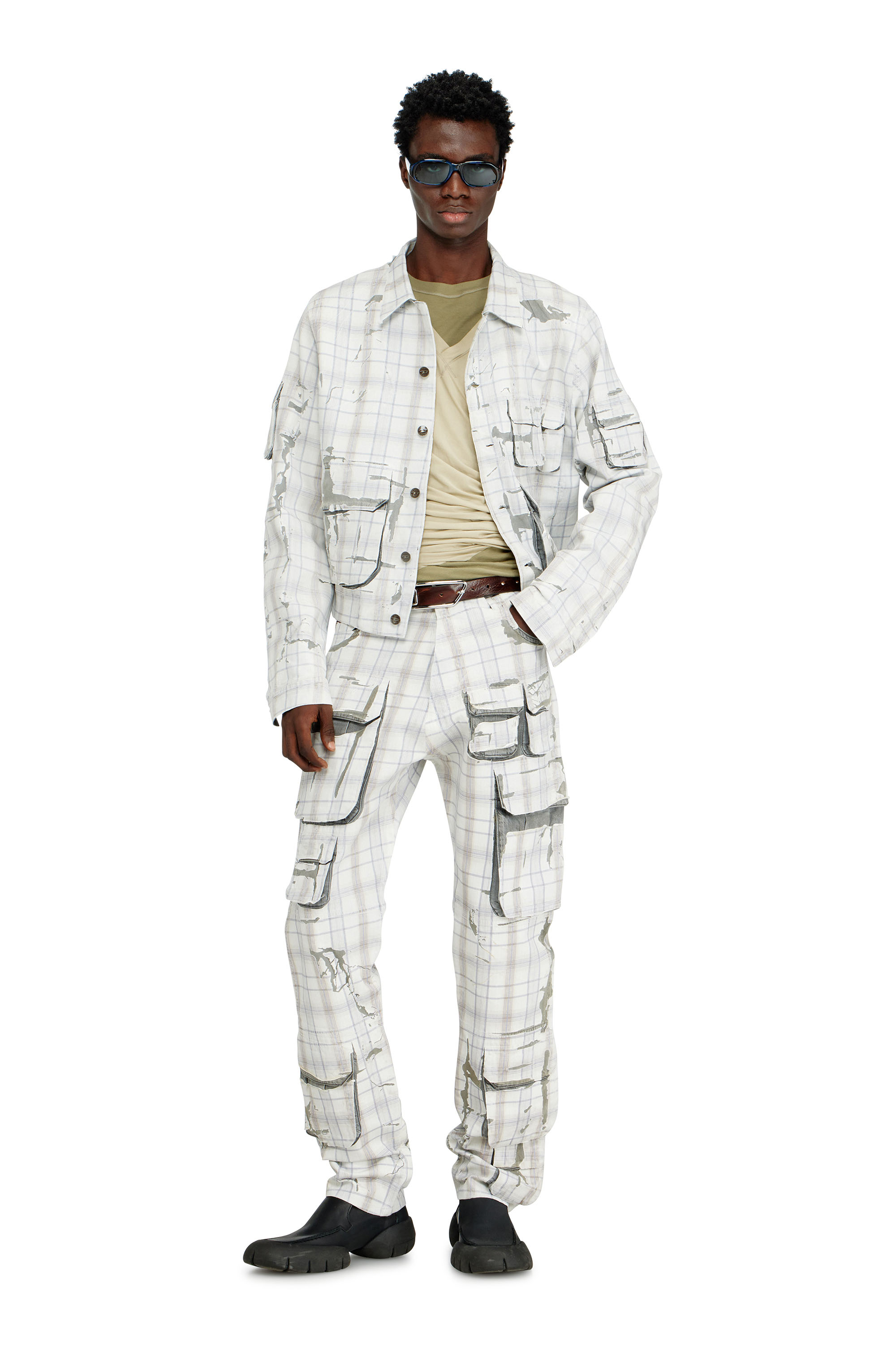 Diesel - D-VALEN-FSI1, Veste en denim &agrave; effet pel&eacute; Homme in Gris - 2