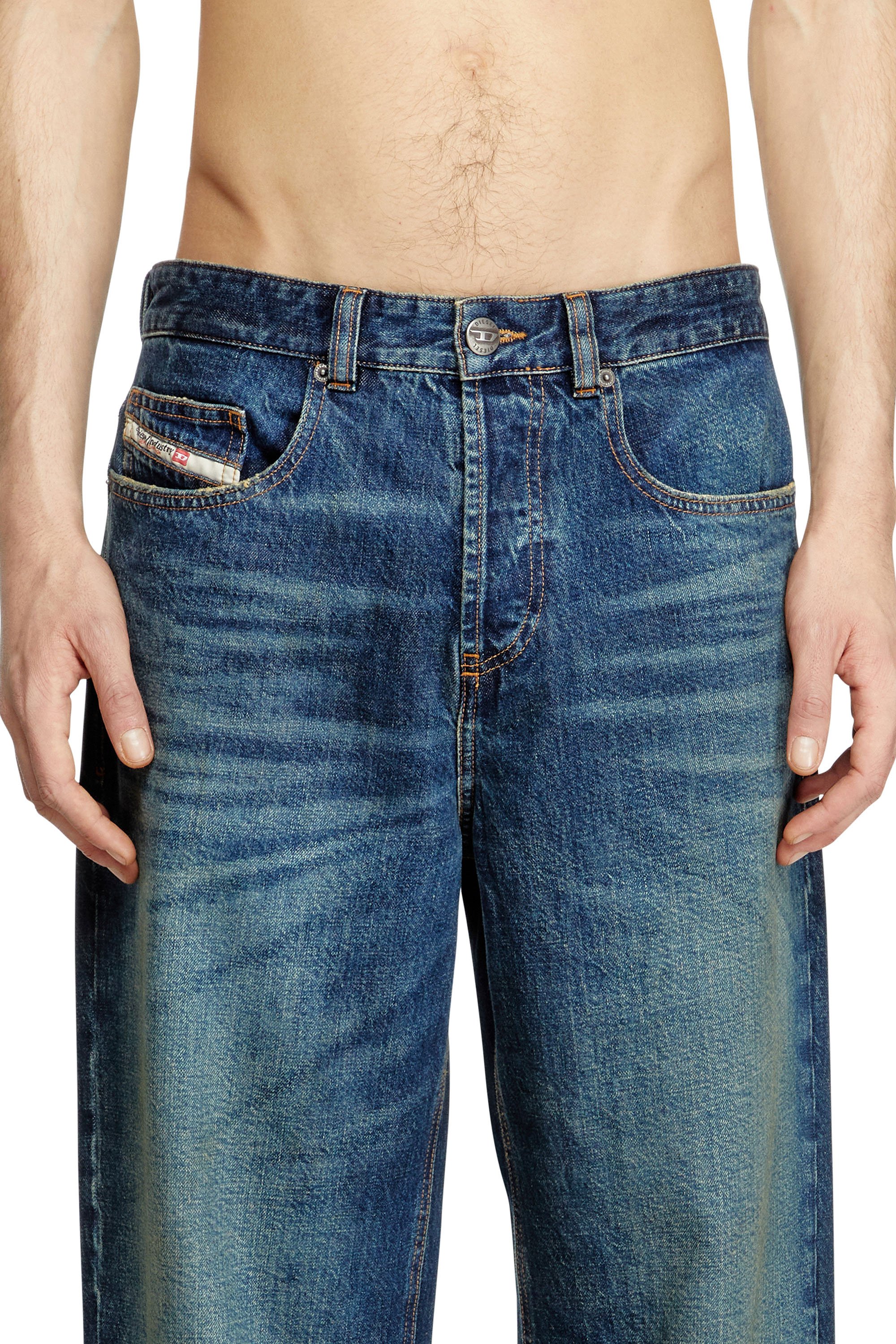 Diesel - Relaxed Jeans 2001 D-Macro 0ABDJ Homme, Bleu moyen - Image 5