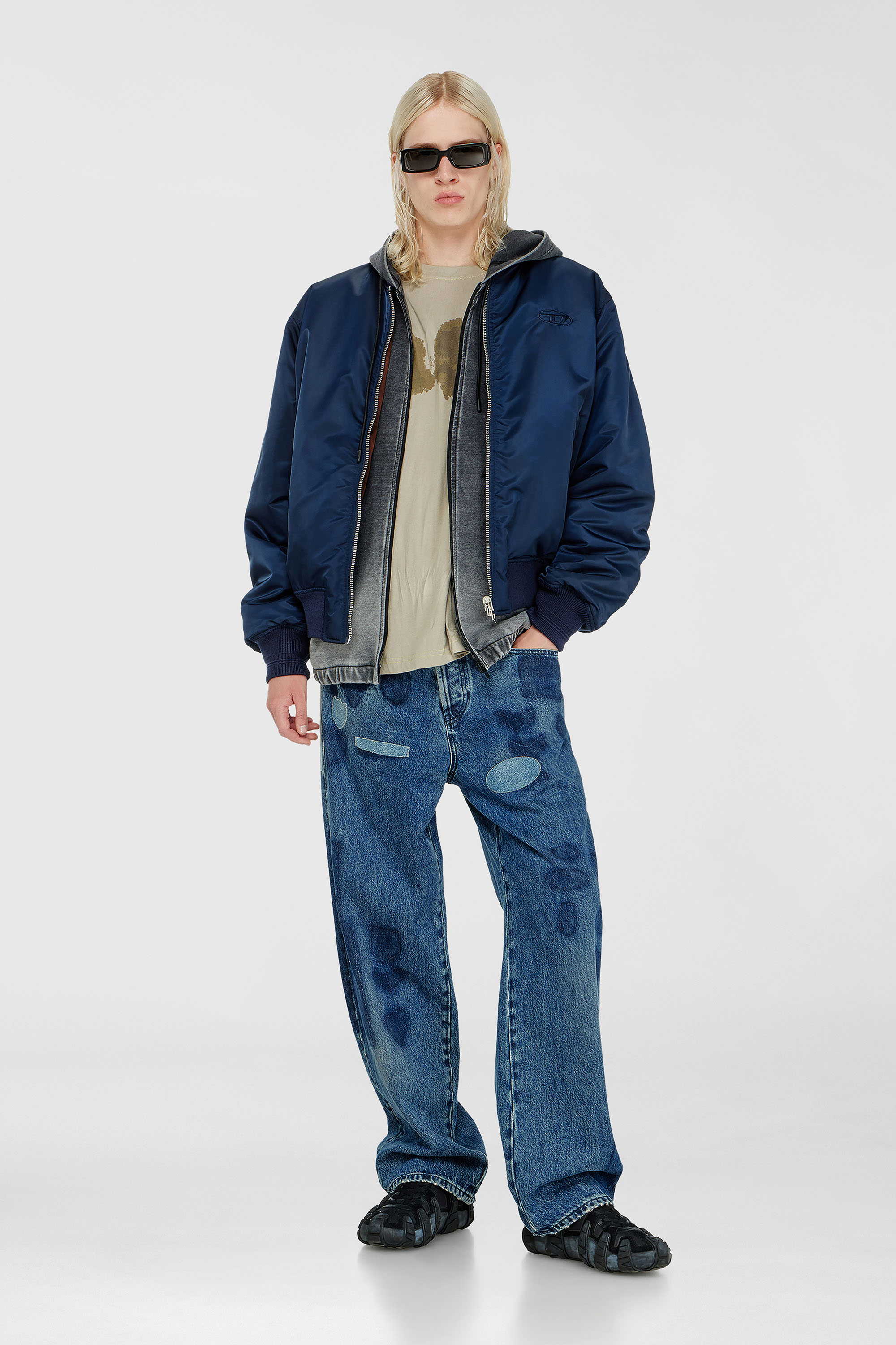 Diesel - W-TYPE-D1, Man's Padded bomber jacket with Oval D embroidery in Navy Blue - 1