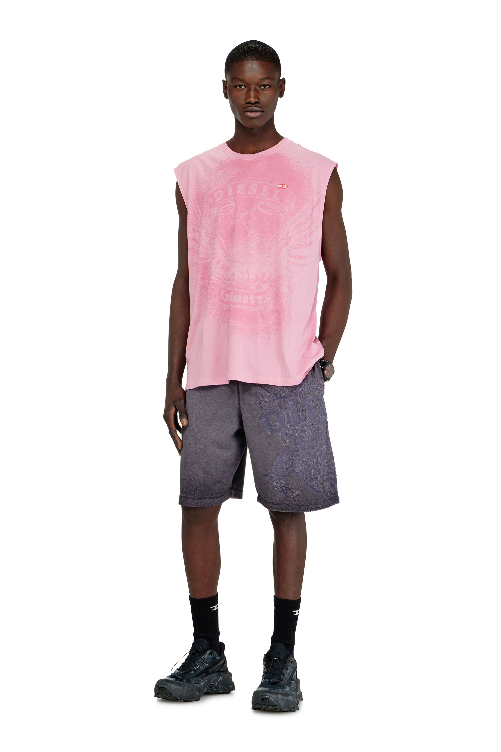Diesel - T-BOXT-SL-NOTCH, D&eacute;bardeur en coton avec motif ton sur ton Homme in Rose - 1