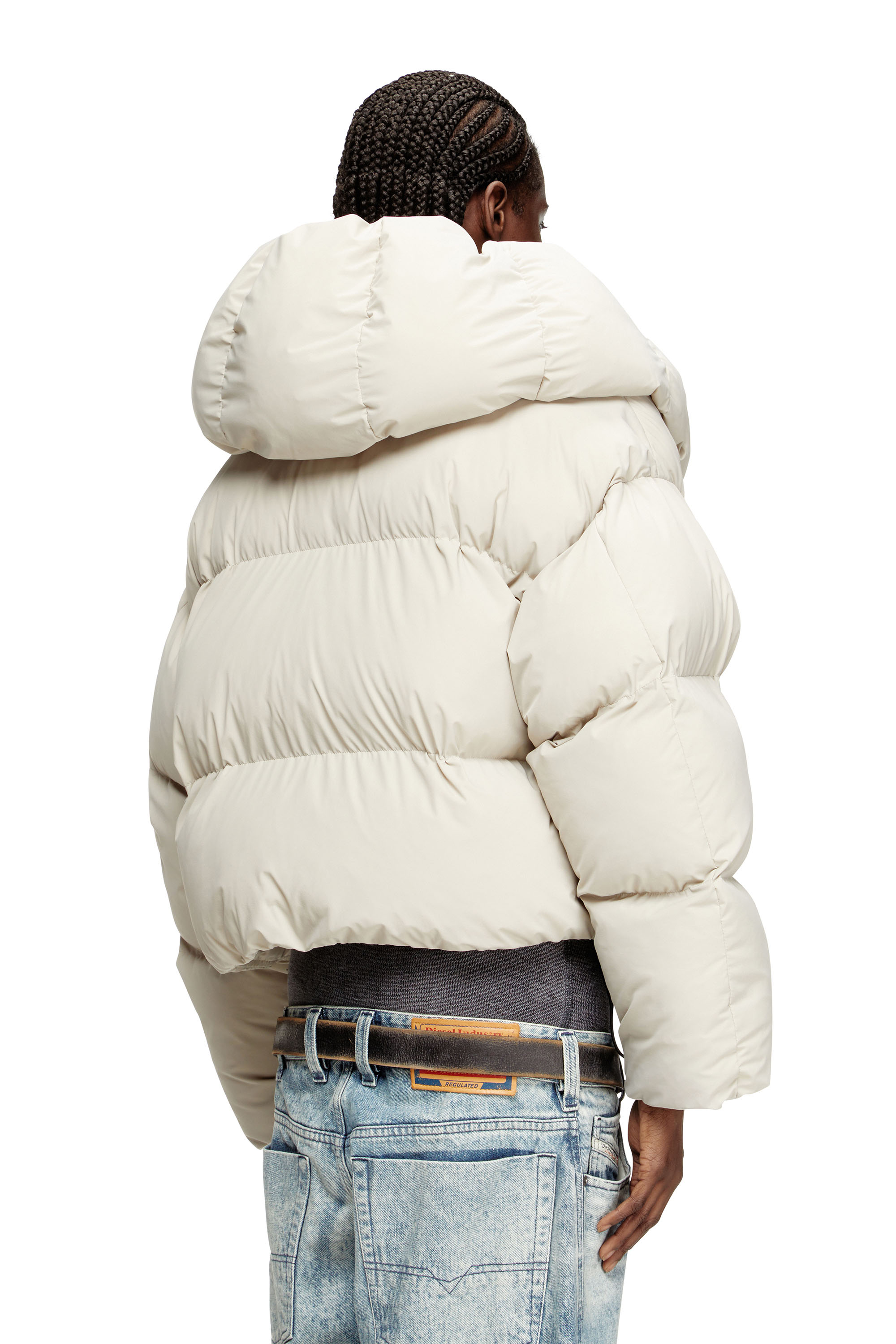 Diesel - W-ILEY-T1, Doudoune enveloppante en nylon bi-stretch Femme in Beige - 4