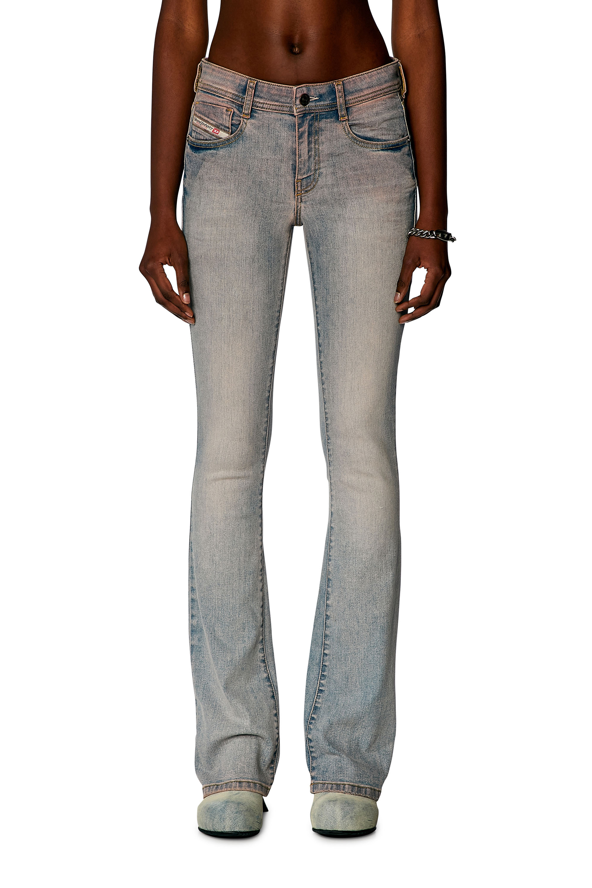 Diesel - Bootcut Jeans 1969 D-Ebbey 0PFAT Femme, Bleu Clair - Image 3