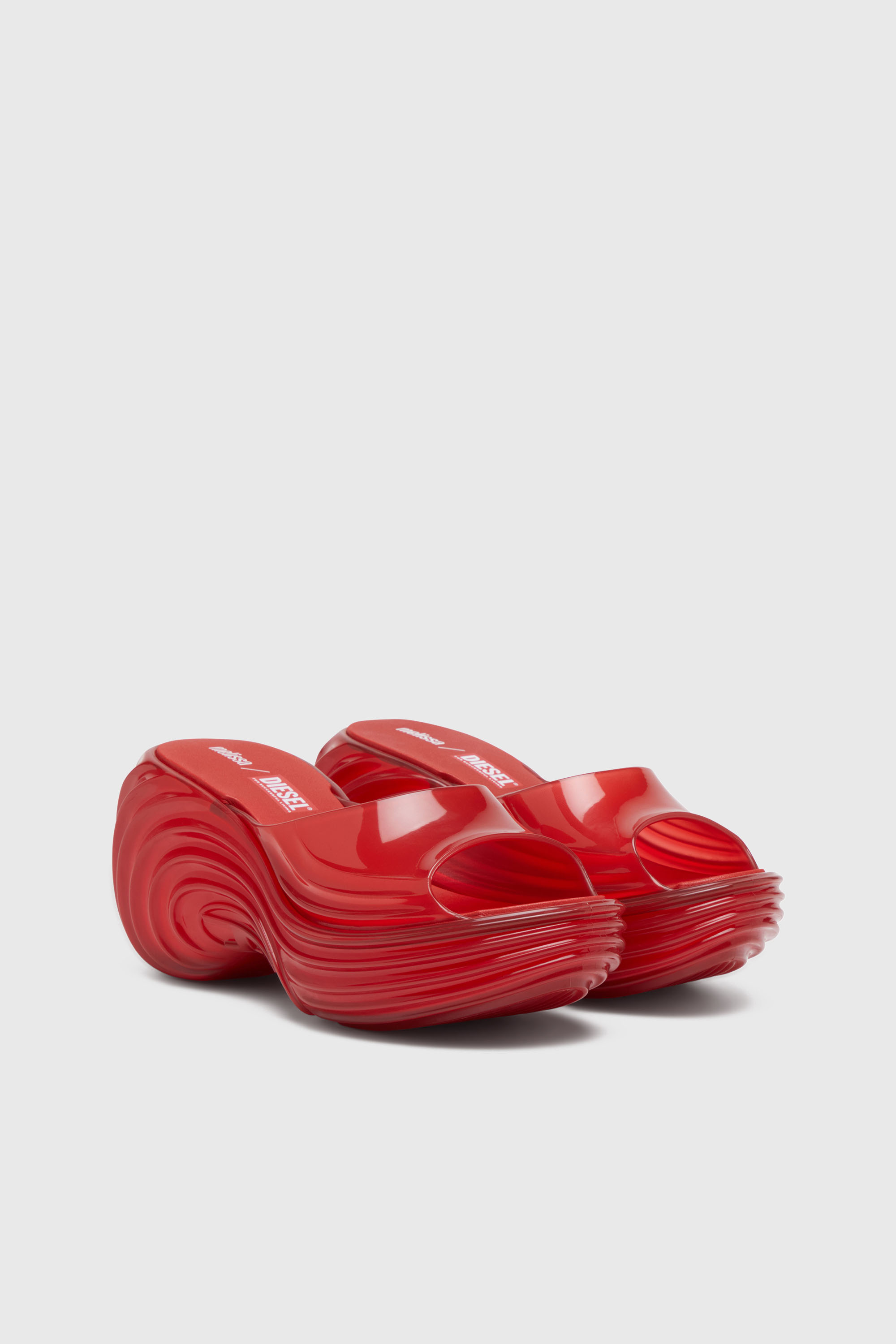 Diesel - MELISSA QUANTUM PLATFORM, Mule &agrave; plateforme en Melflex&reg; Femme in Rouge - 2