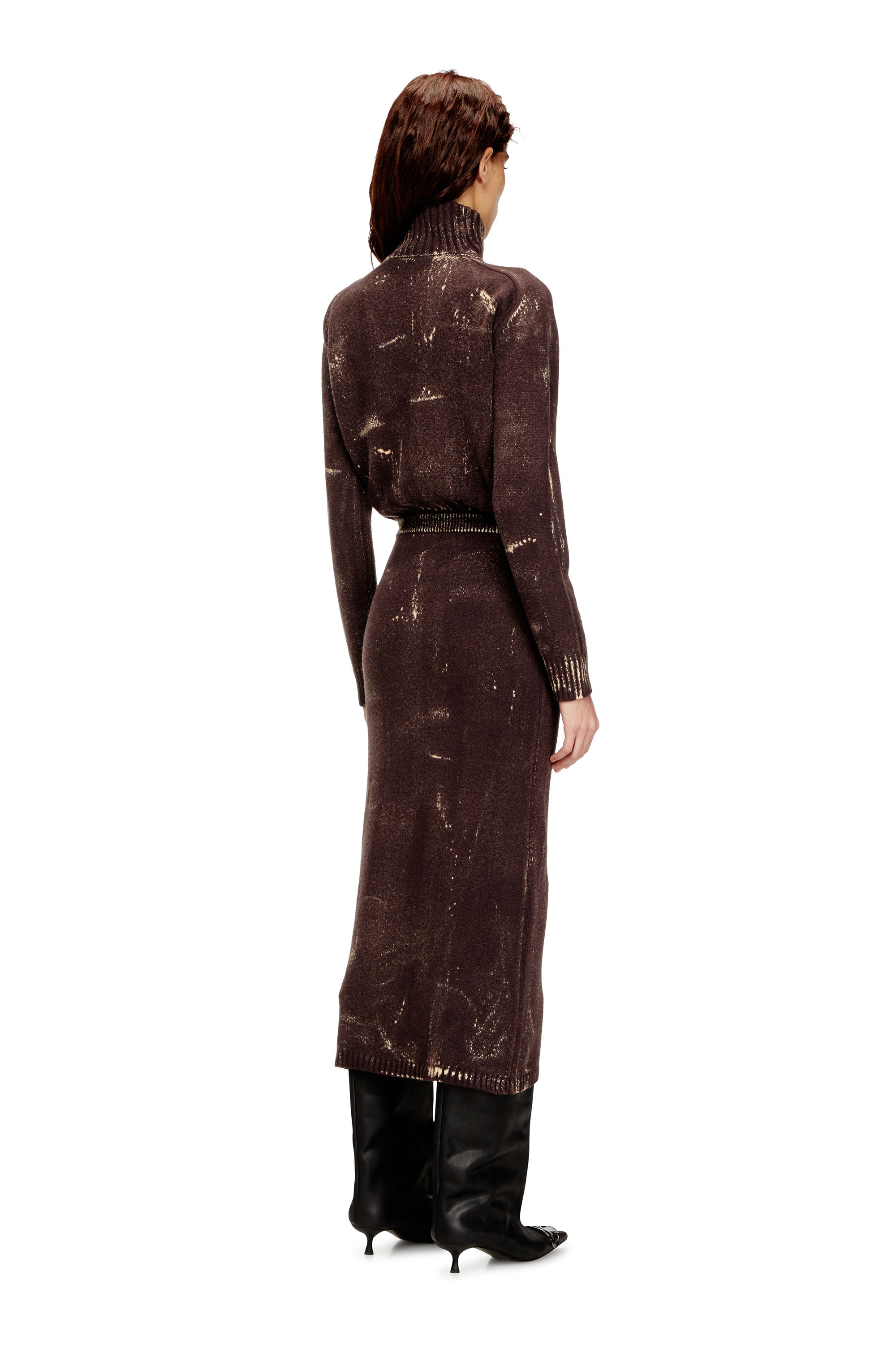 Diesel - M-MARCELLE, Robe midi en maille mélangée traitée Femme in Marron - 4
