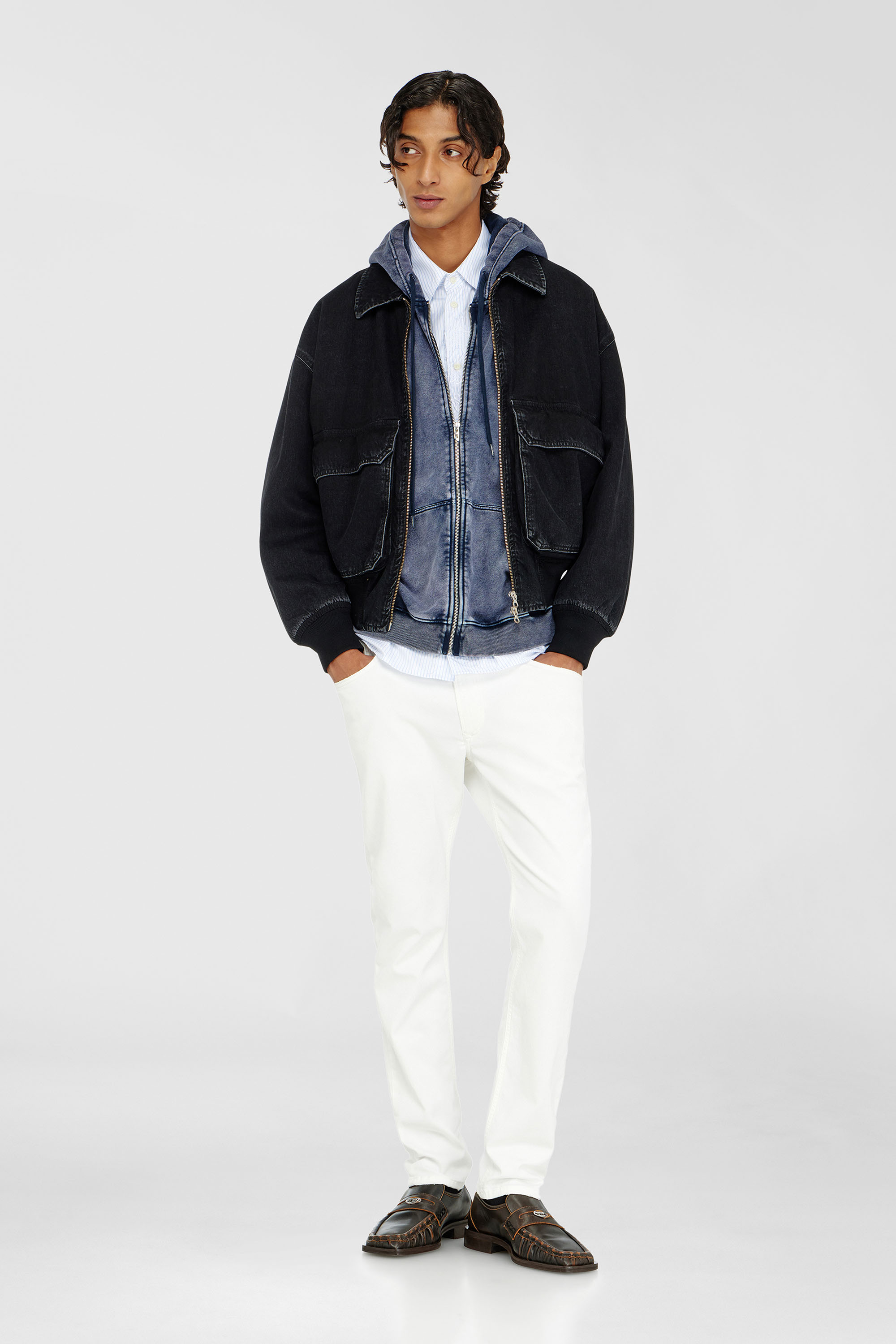Diesel - Regular 2032 D-Krooley-BW Joggjeans&reg; 068HX Homme, Blanc - Image 1