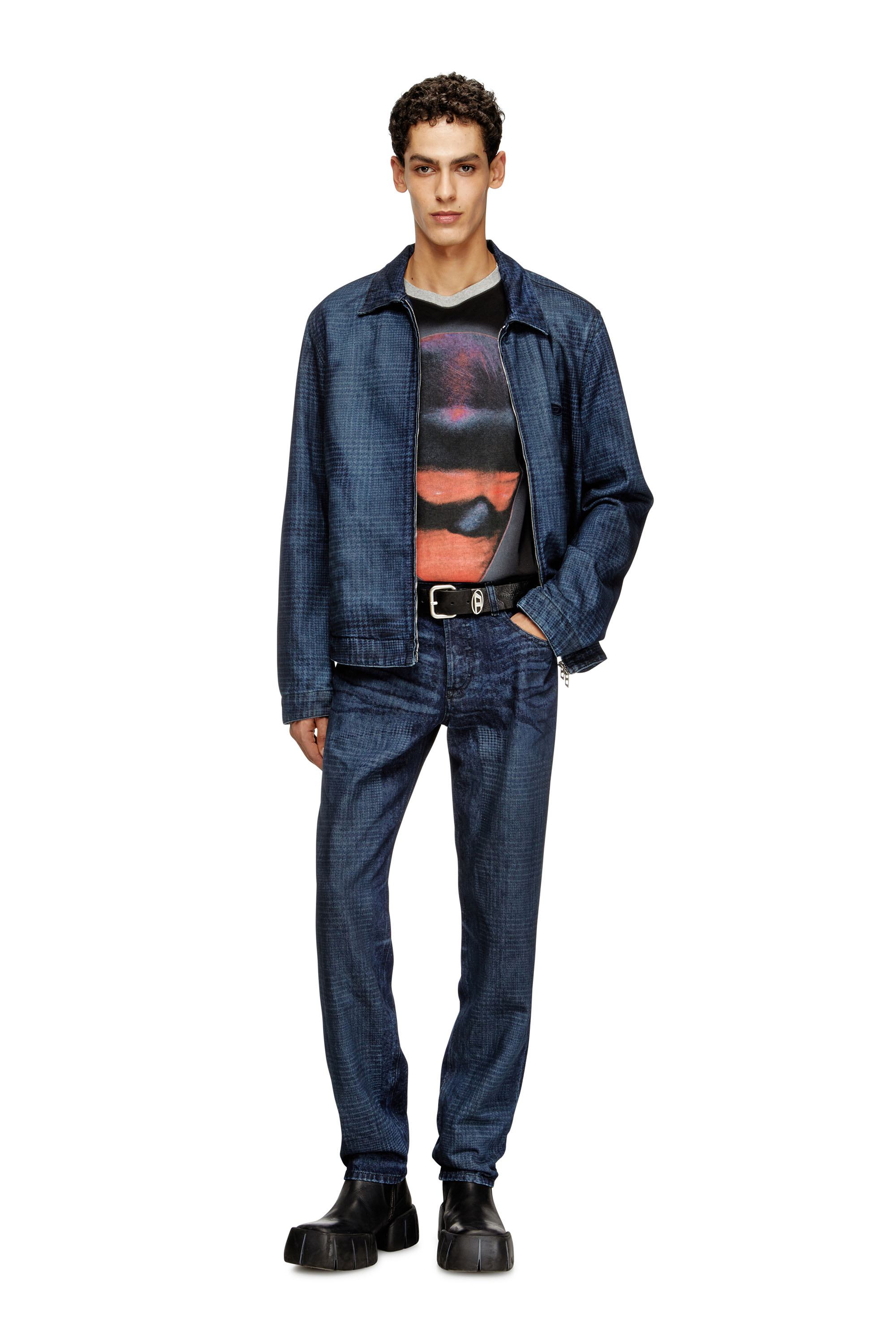 Diesel - Regular Jeans 2023 D-Finitive 007CV Homme, Bleu Foncé - Image 1