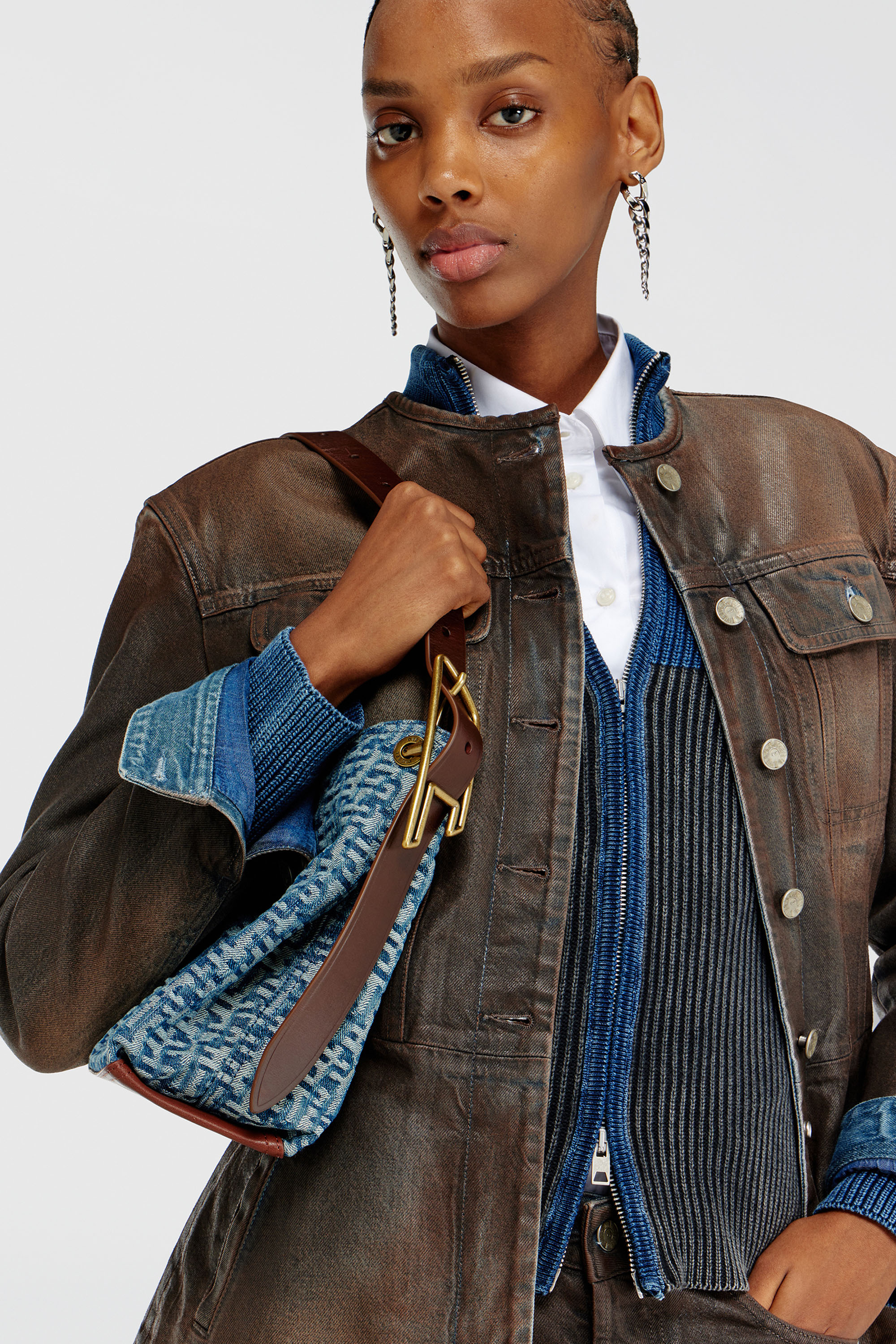 Diesel - D-LINE HOBO S, D-Line Sac port&eacute; &eacute;paule en denim monogramm&eacute; Femme in Bleu - 1